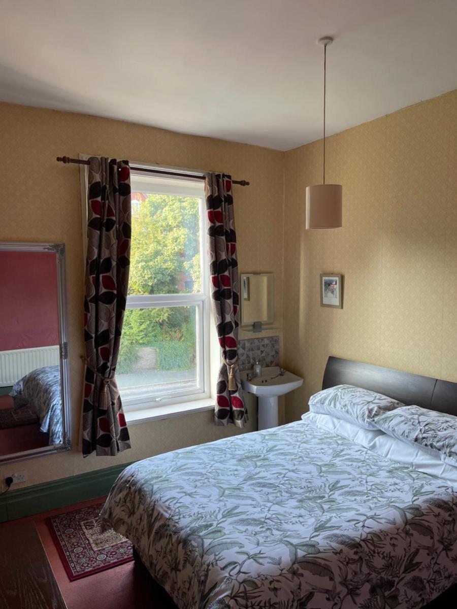 Standard Double Room photo 3