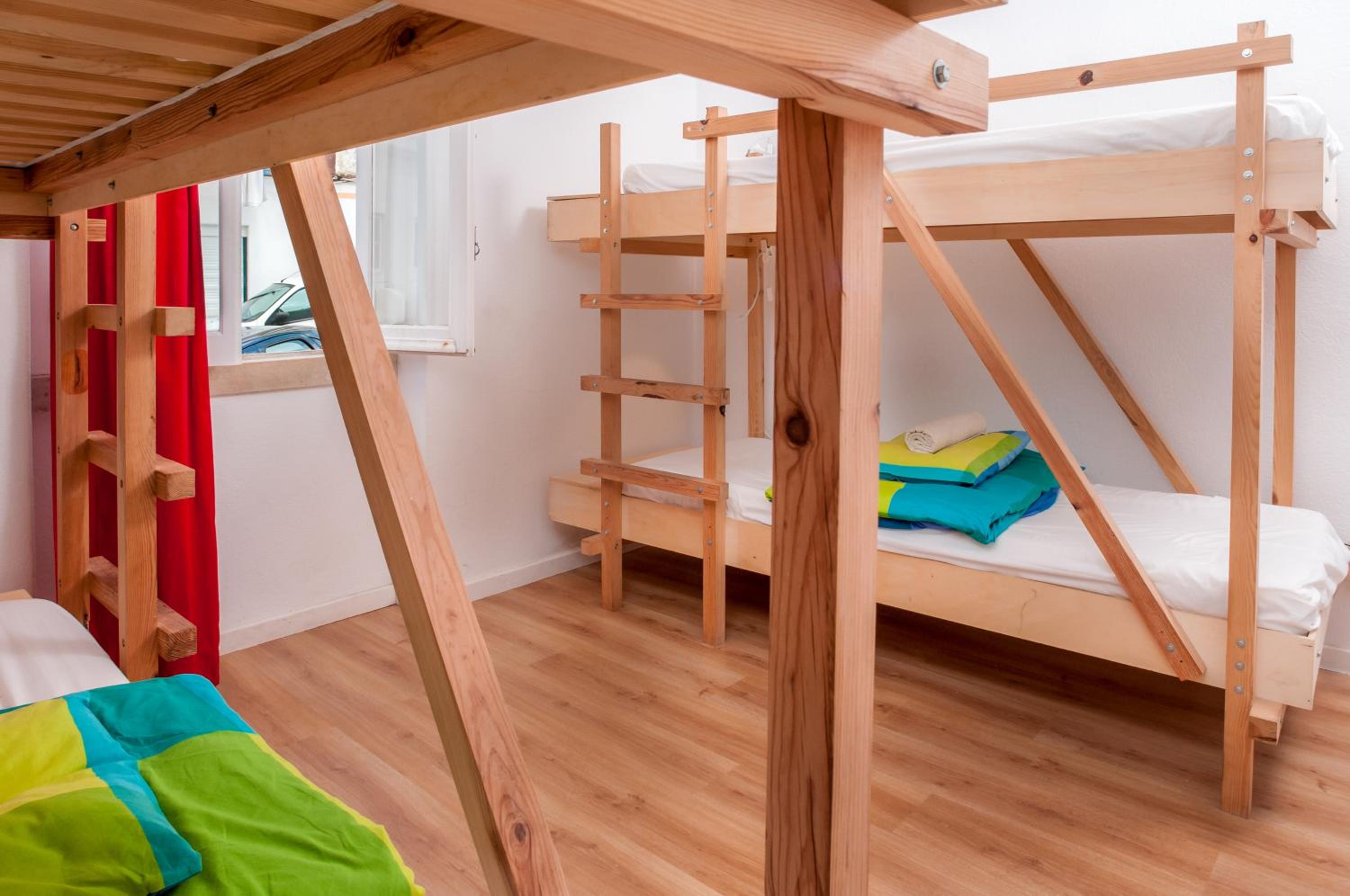 Bed in 4-Bed Female Dormitory Room photo 3