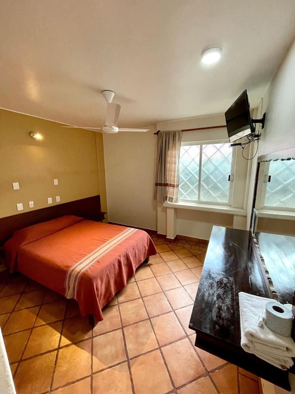 Large Single Room