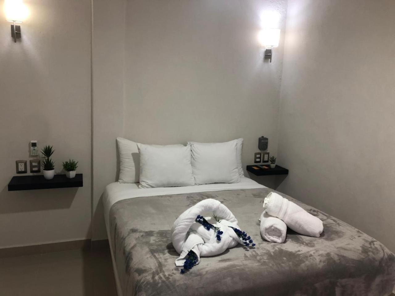 One-Bedroom Apartment - Photo 34