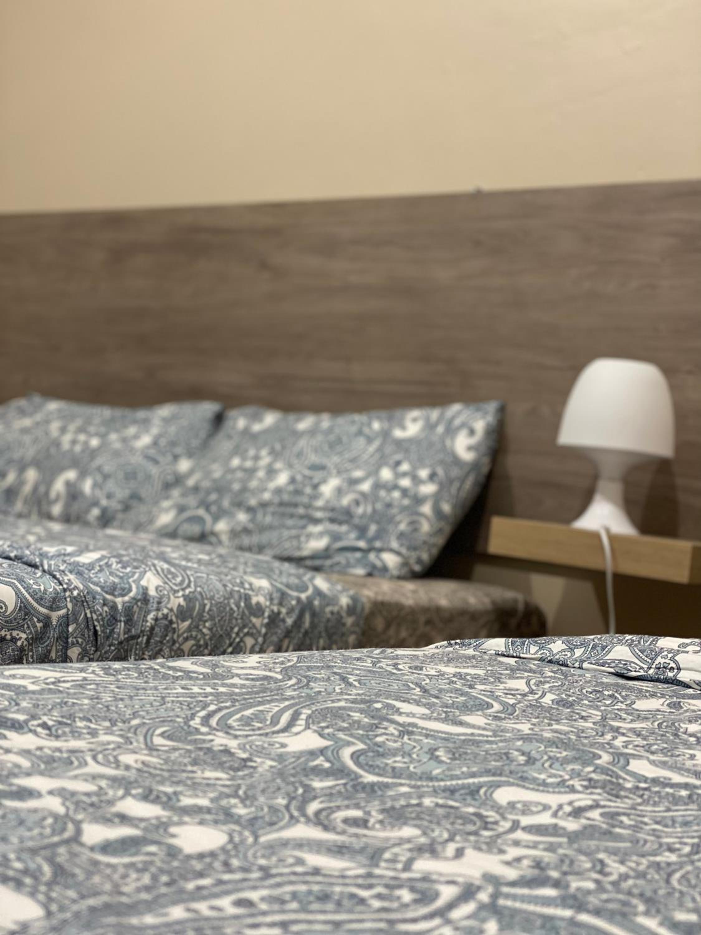 Triple Room with Shared Bathroom without Windows photo 1