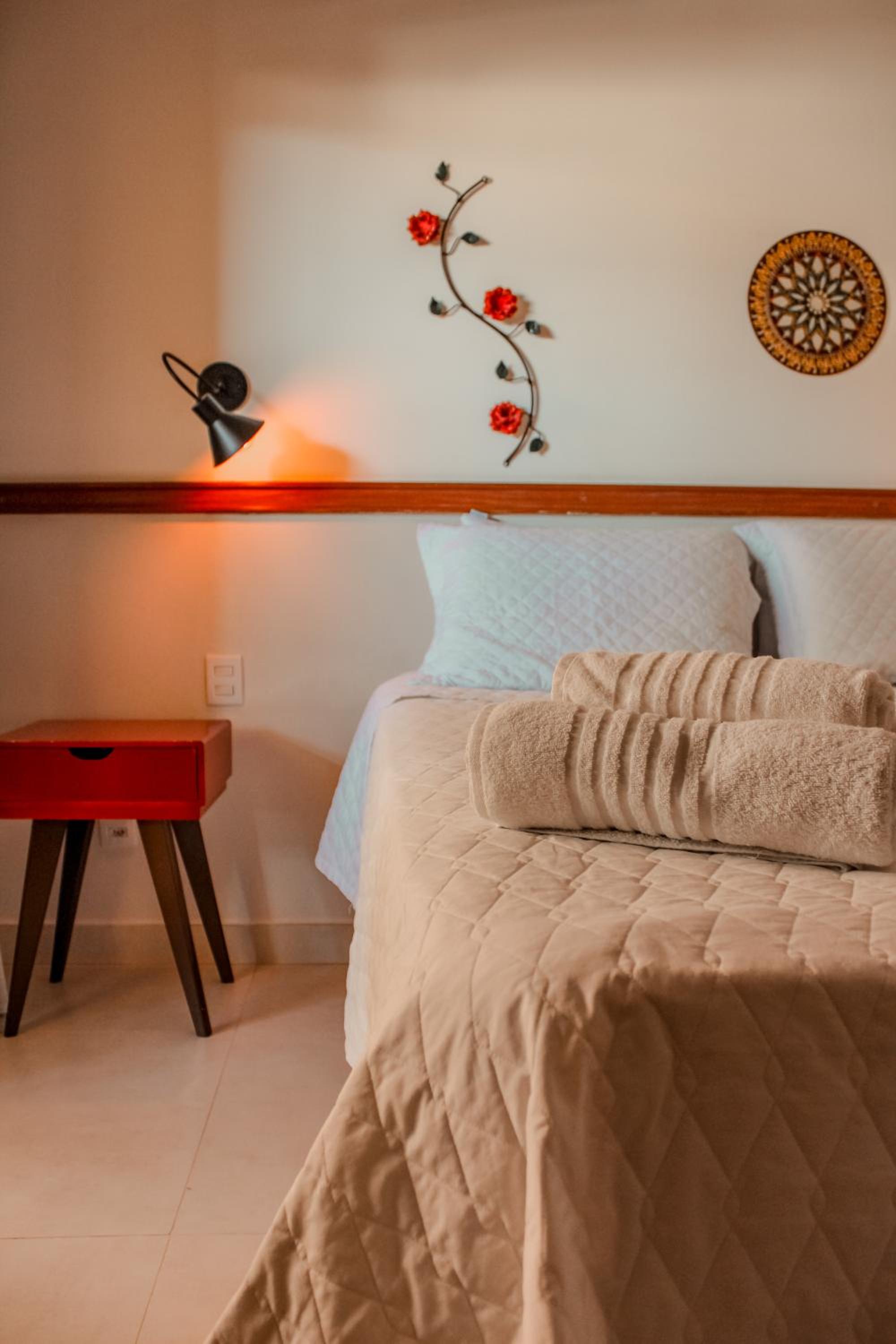 Double Room with Balcony - Photo 5