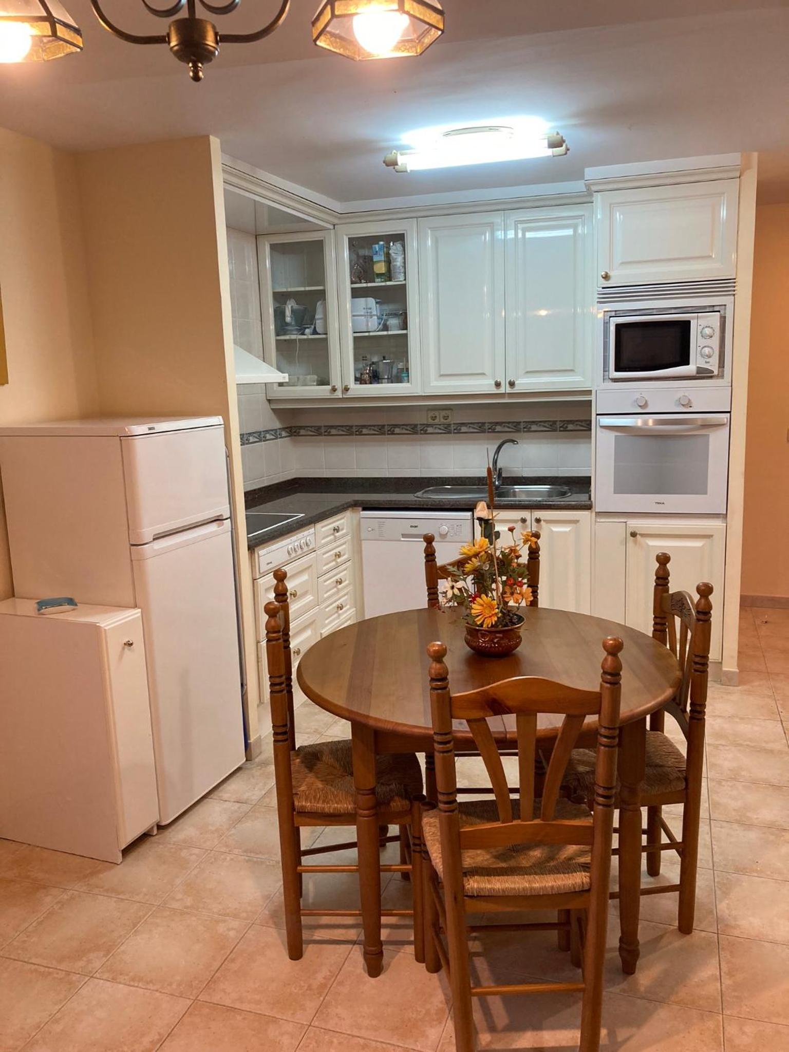 Apartment - Photo 20
