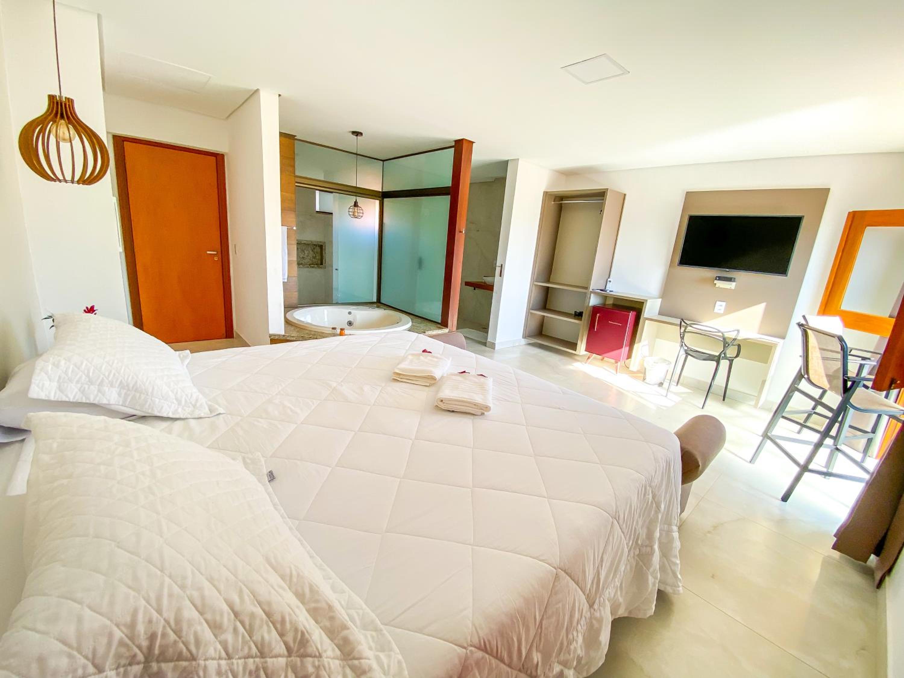 King Room with Spa Bath - Photo 7