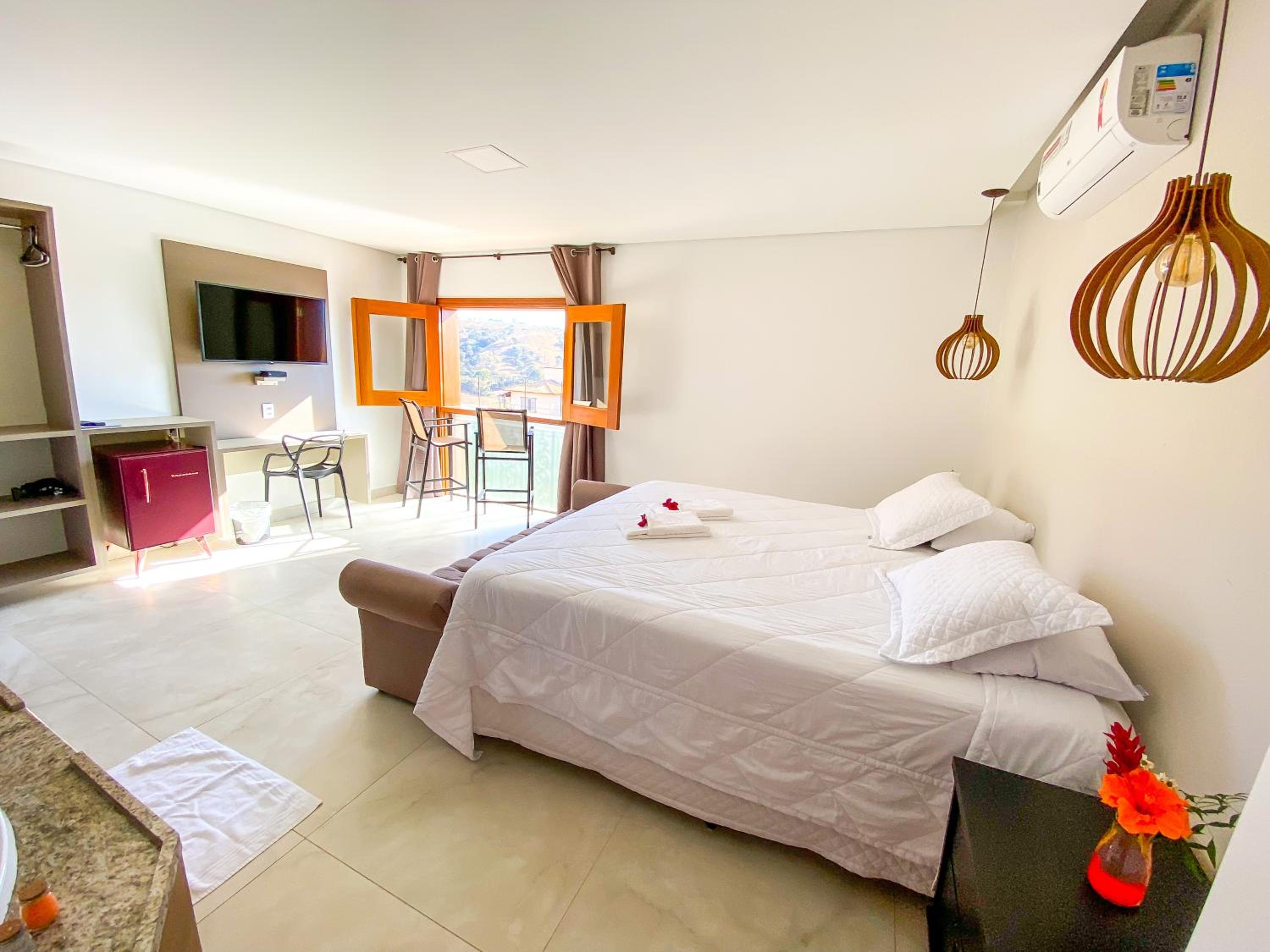King Room with Spa Bath - Photo 8