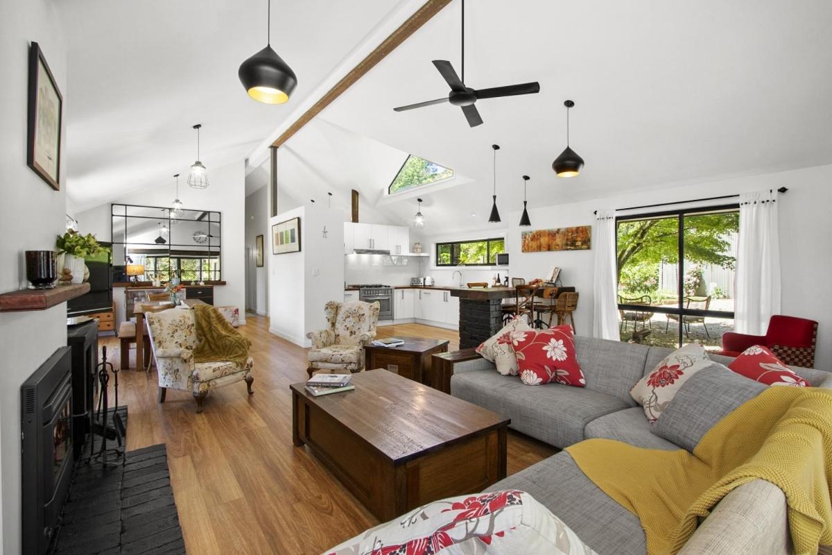 Three-Bedroom House photo 1