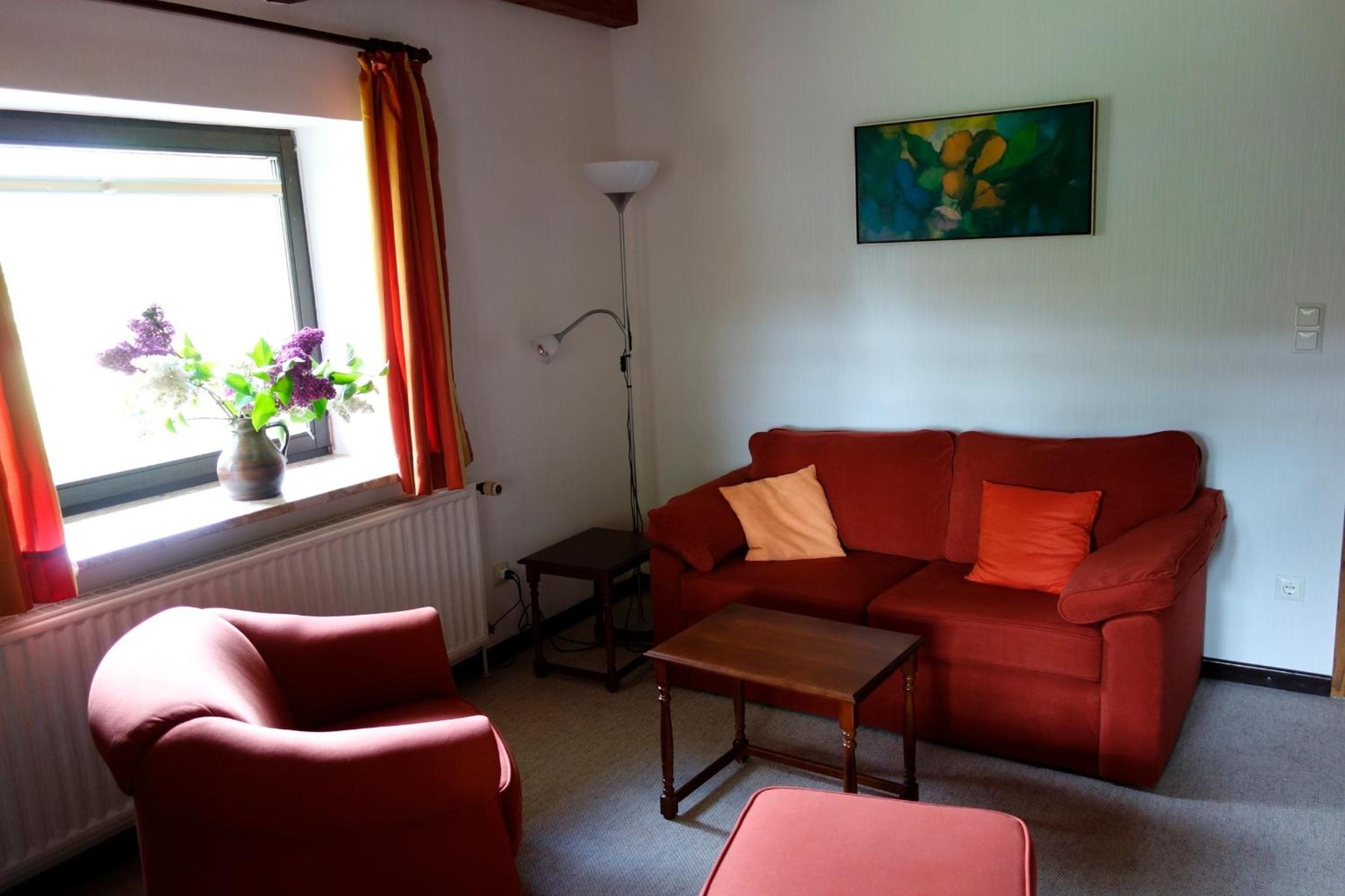Apartment photo 2