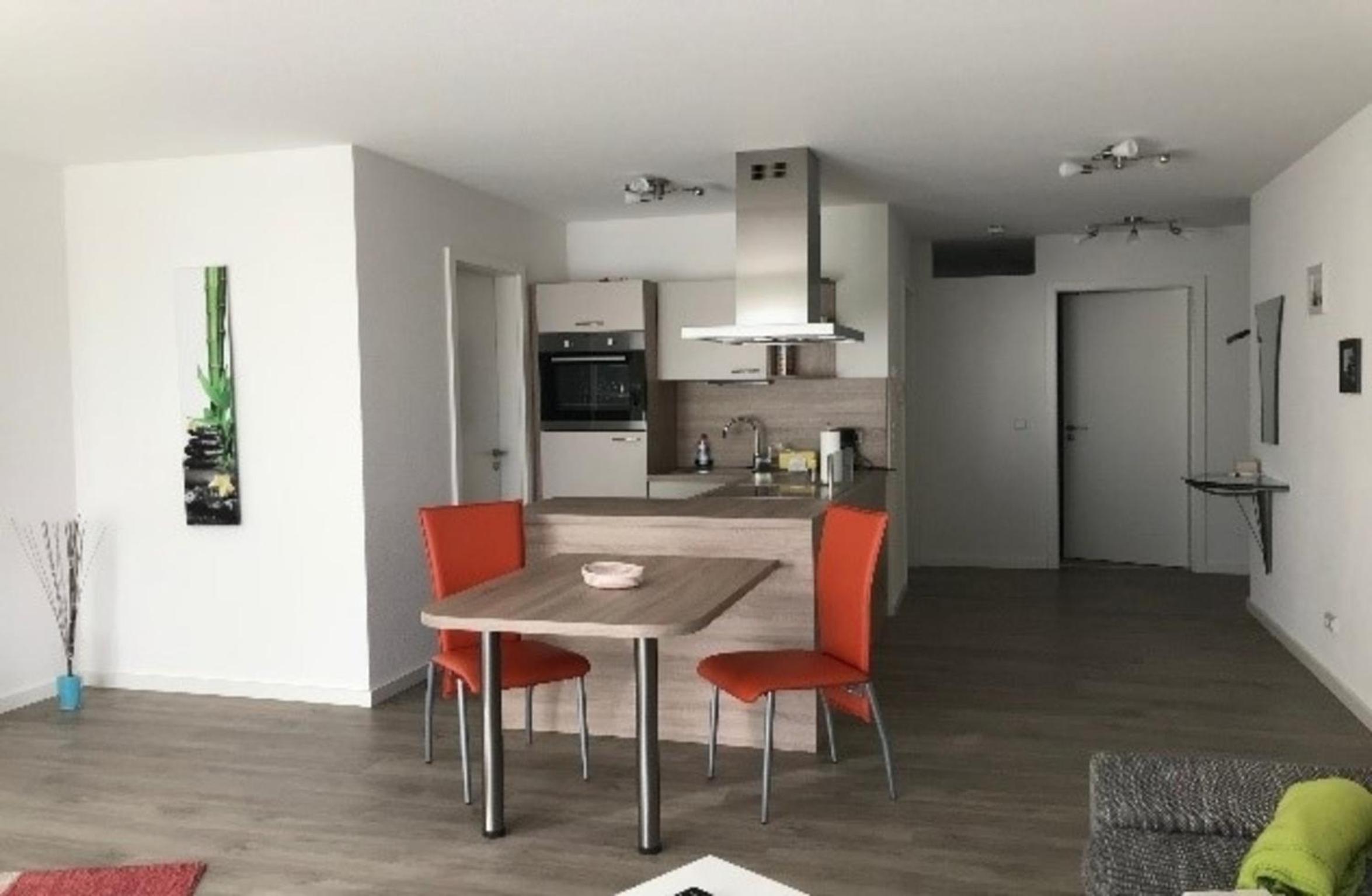 Apartment photo 2