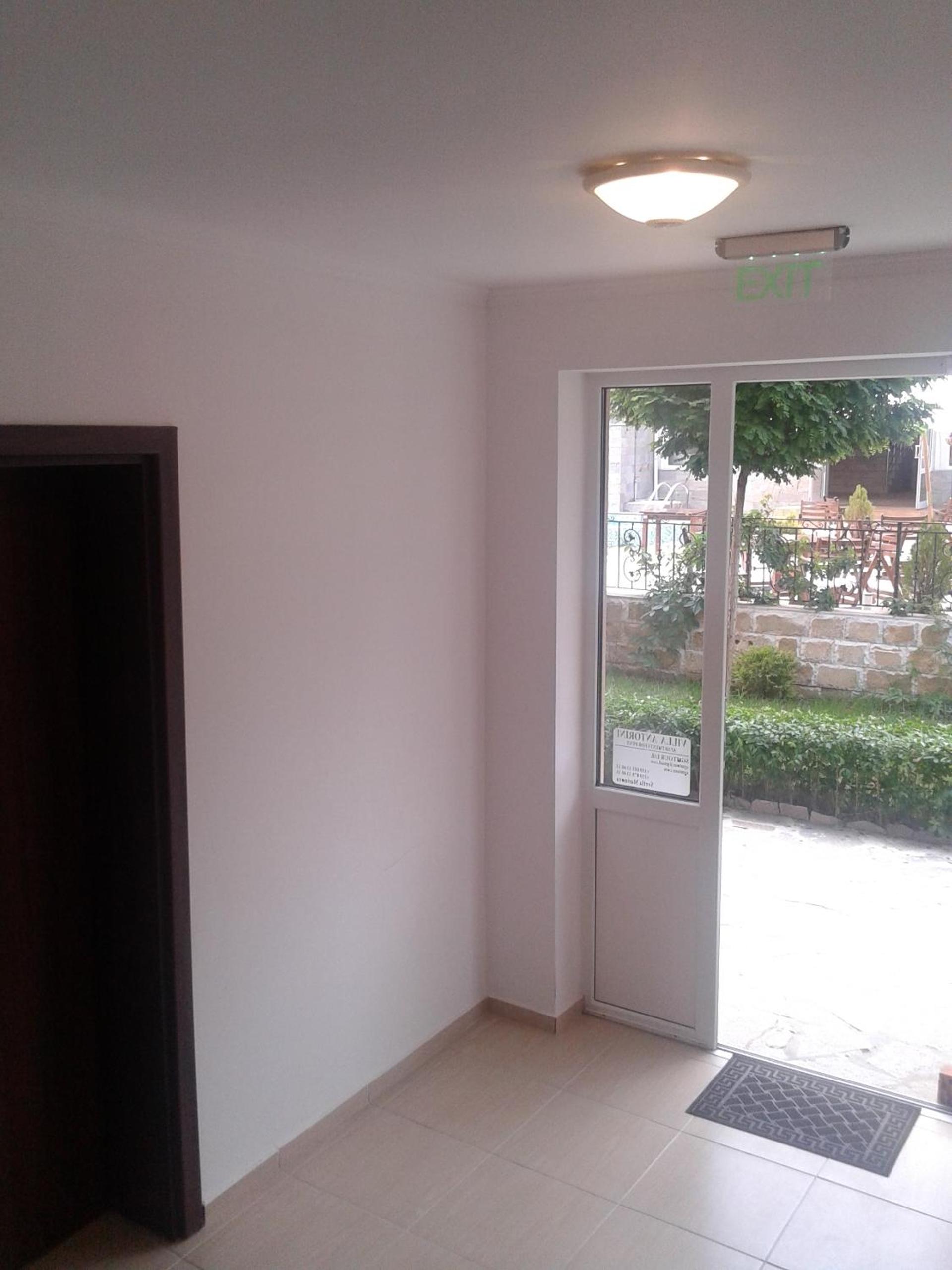 One-Bedroom Apartment - Ground Floor photo 2