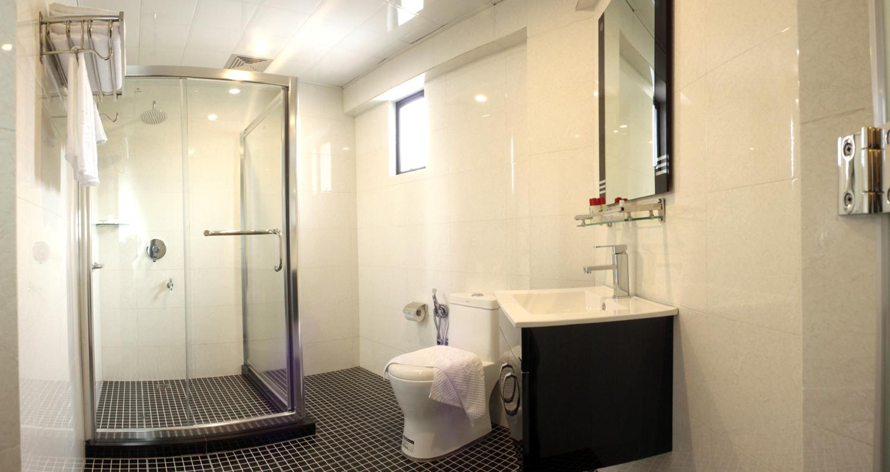 Standard King Room photo 2