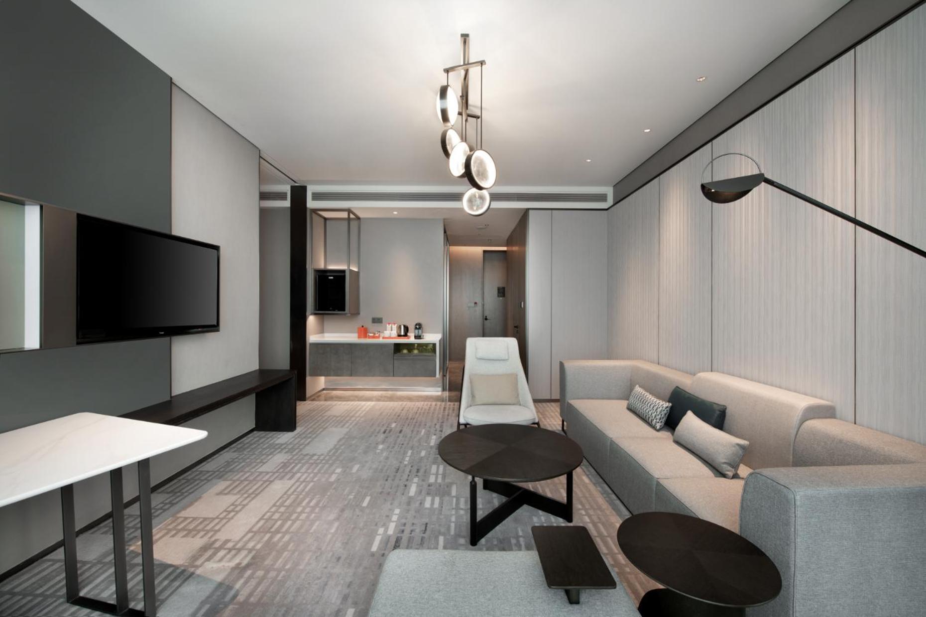 One-Bedroom Suite