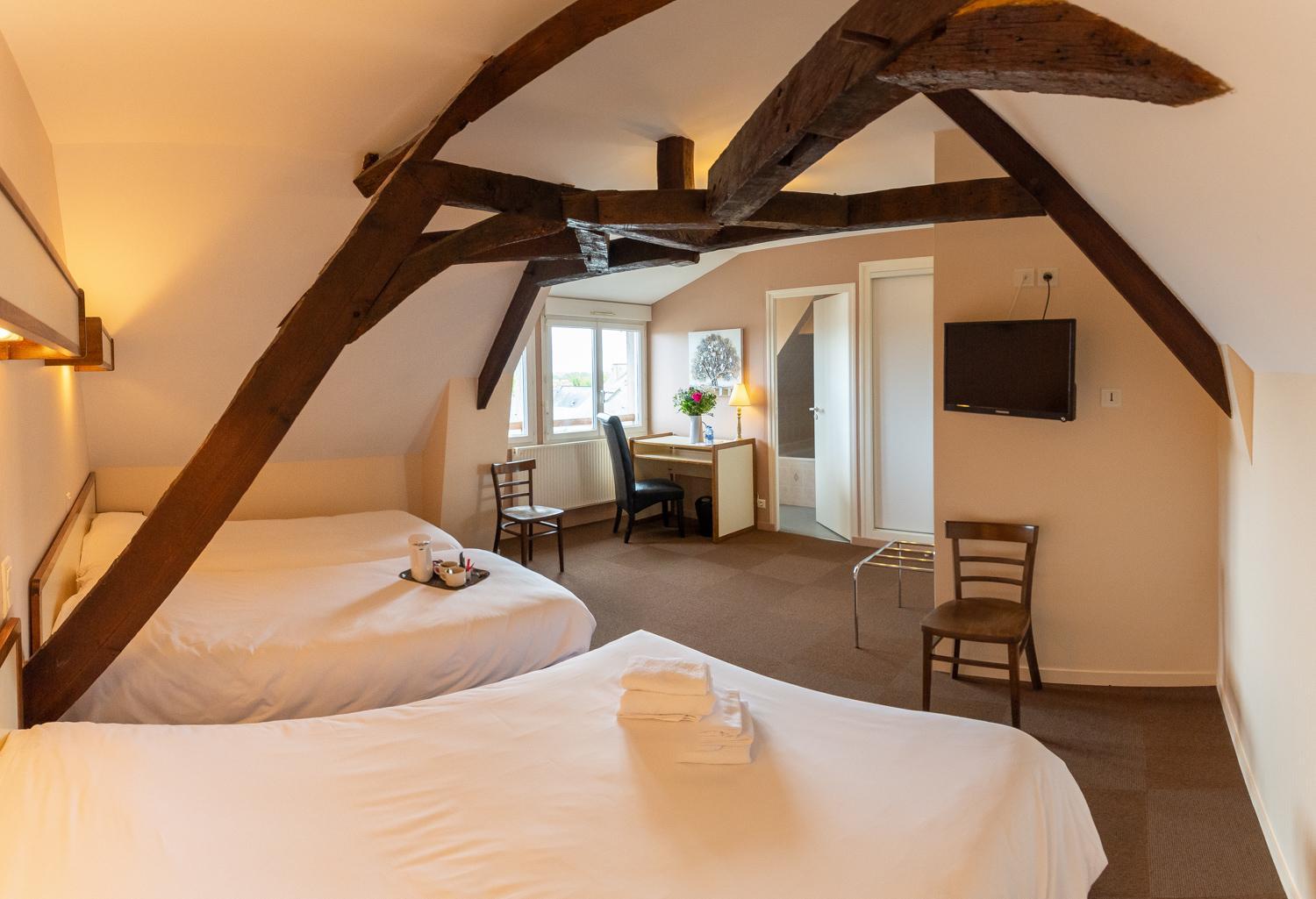 Grande Chambre Pour 4 Personnes - Photo 7