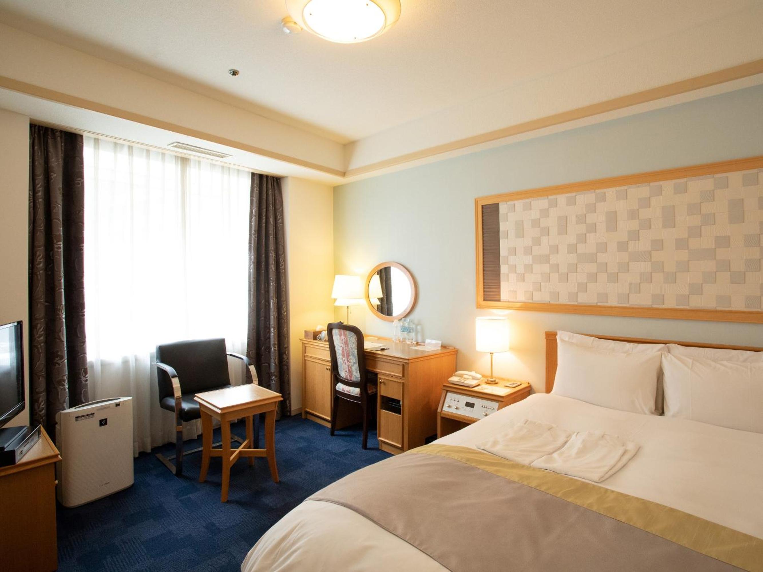 Double Room with Small Double Bed - Smoking