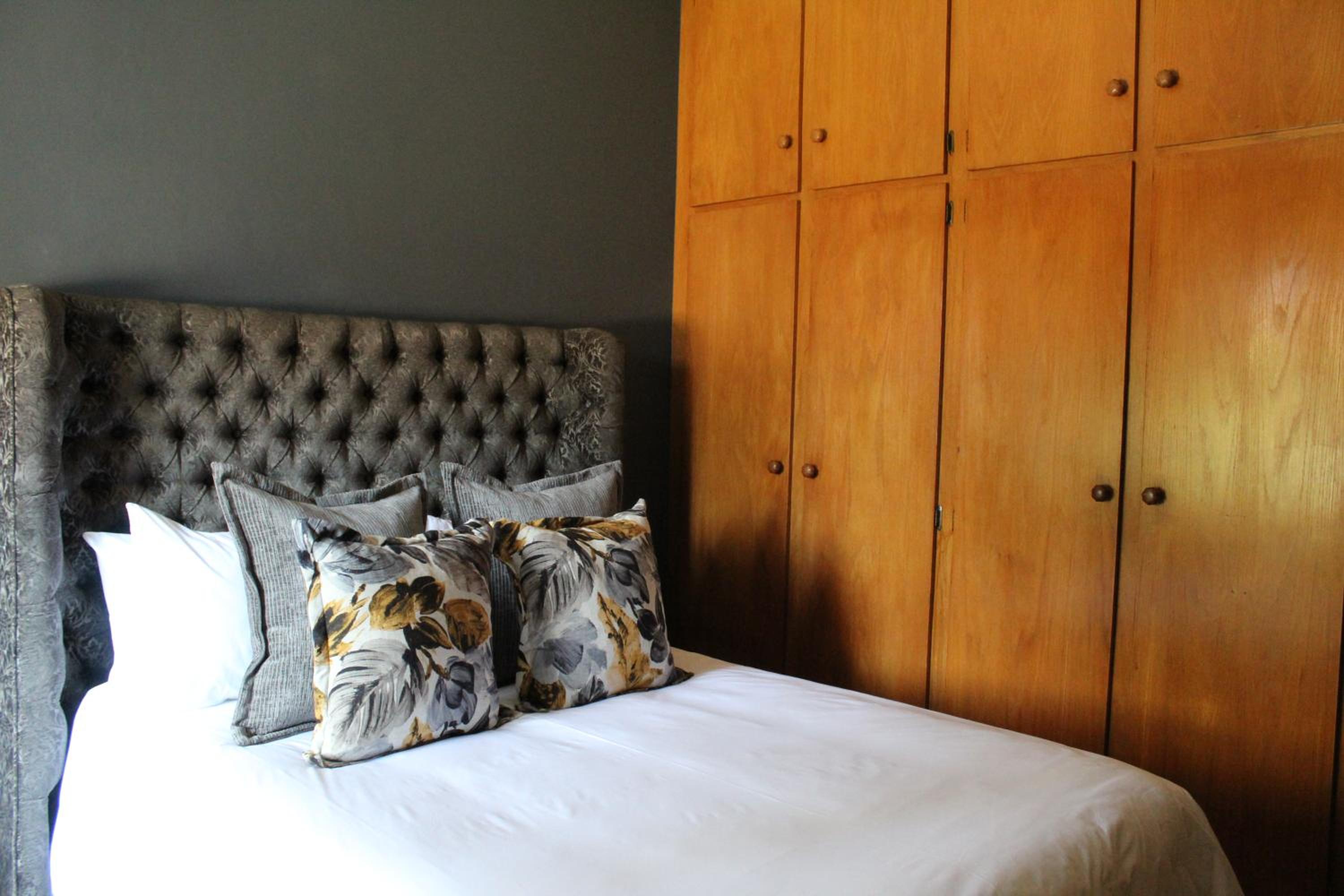 Standard Double Room - Photo 4