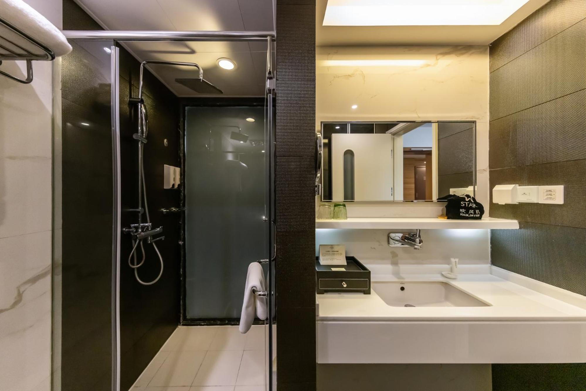 Premier Double Studio