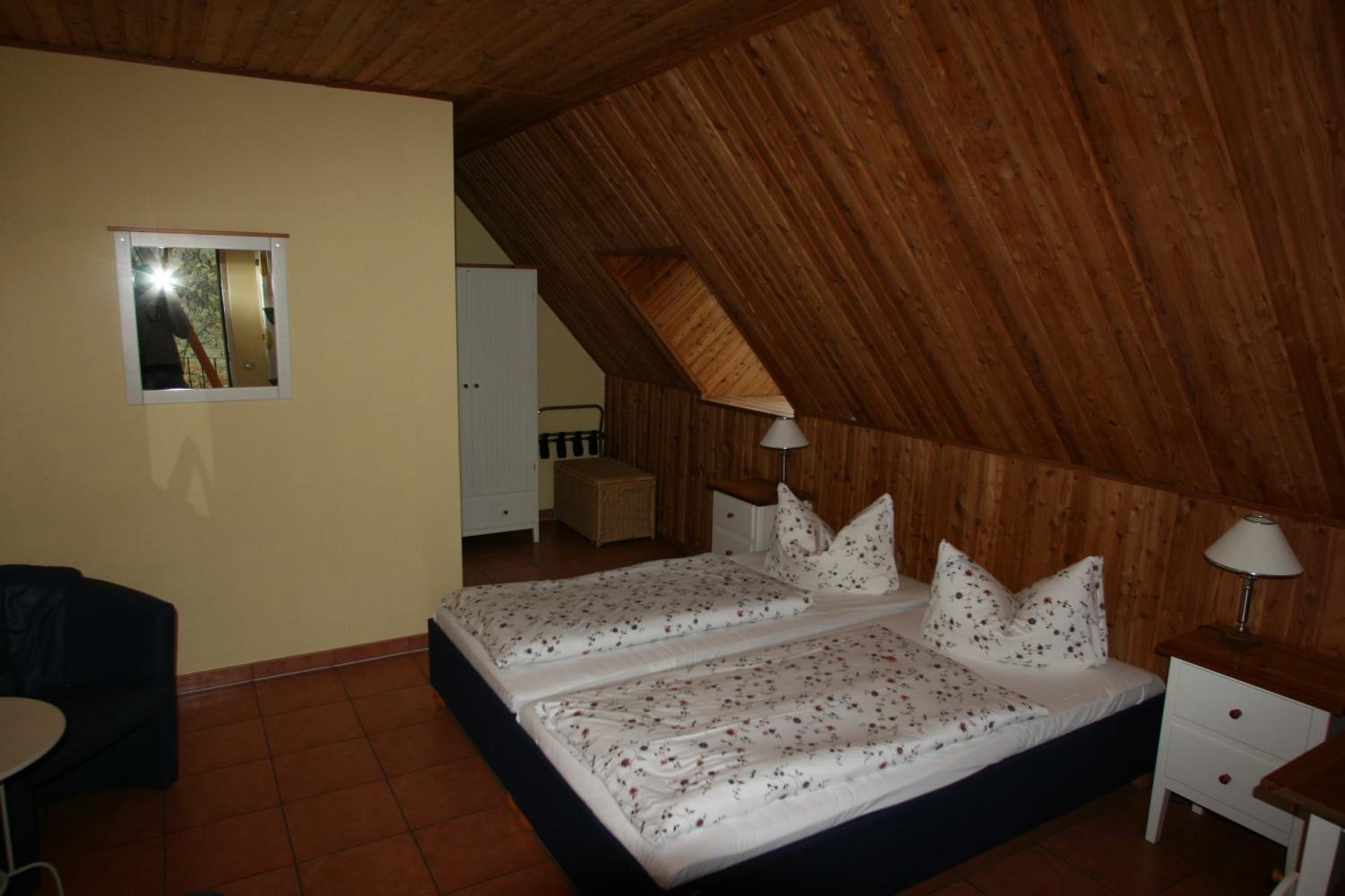 Standard Double Room photo 3