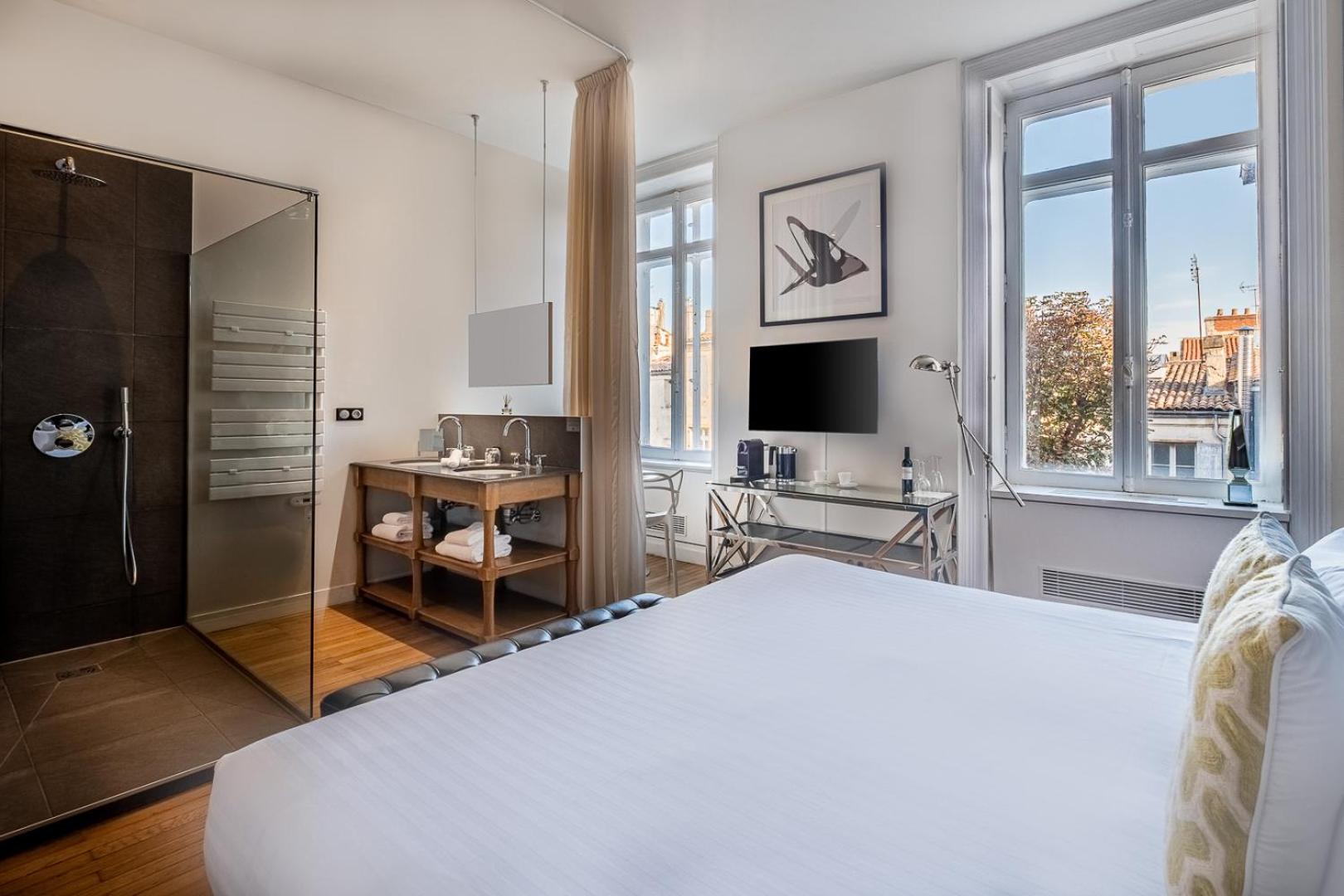 Deluxe Double Room - Photo 2