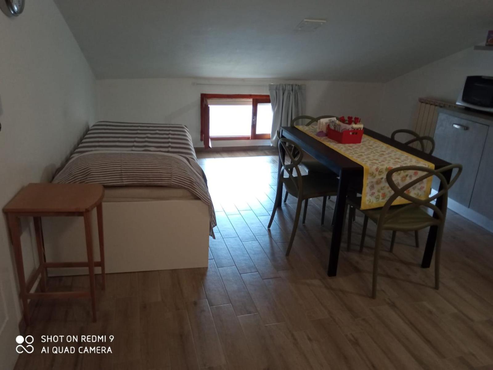 Single Room photo 2