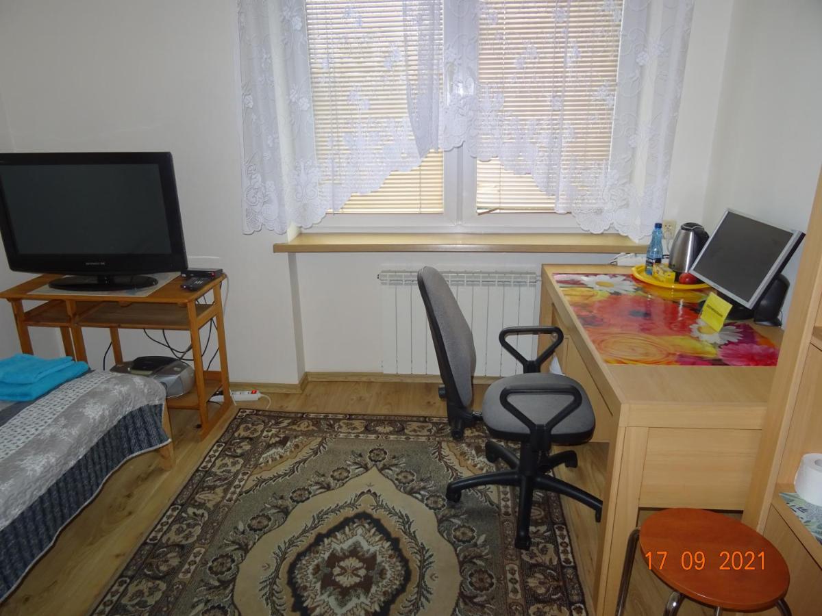 Small Single Room photo 3