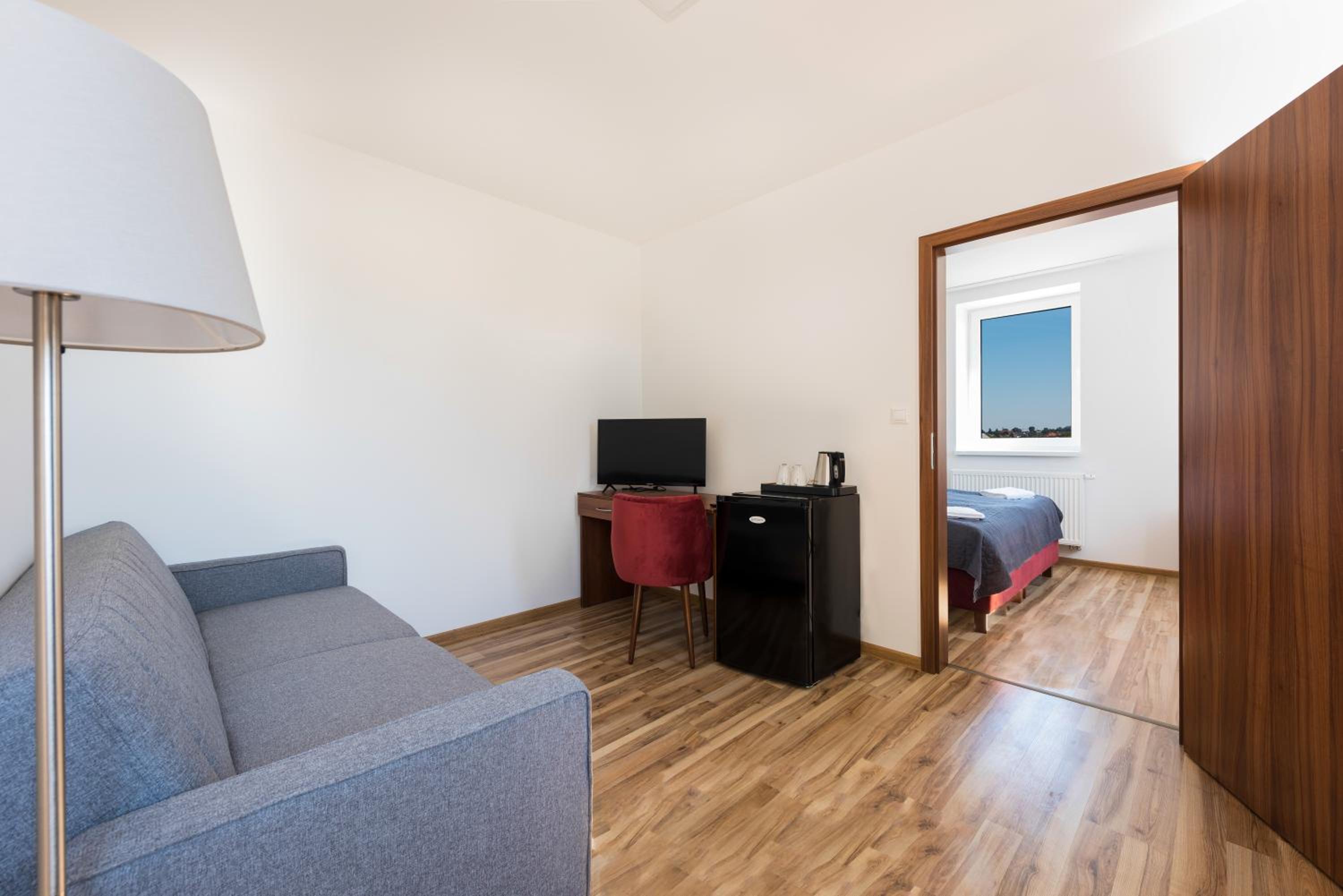 Family Room - Photo 3