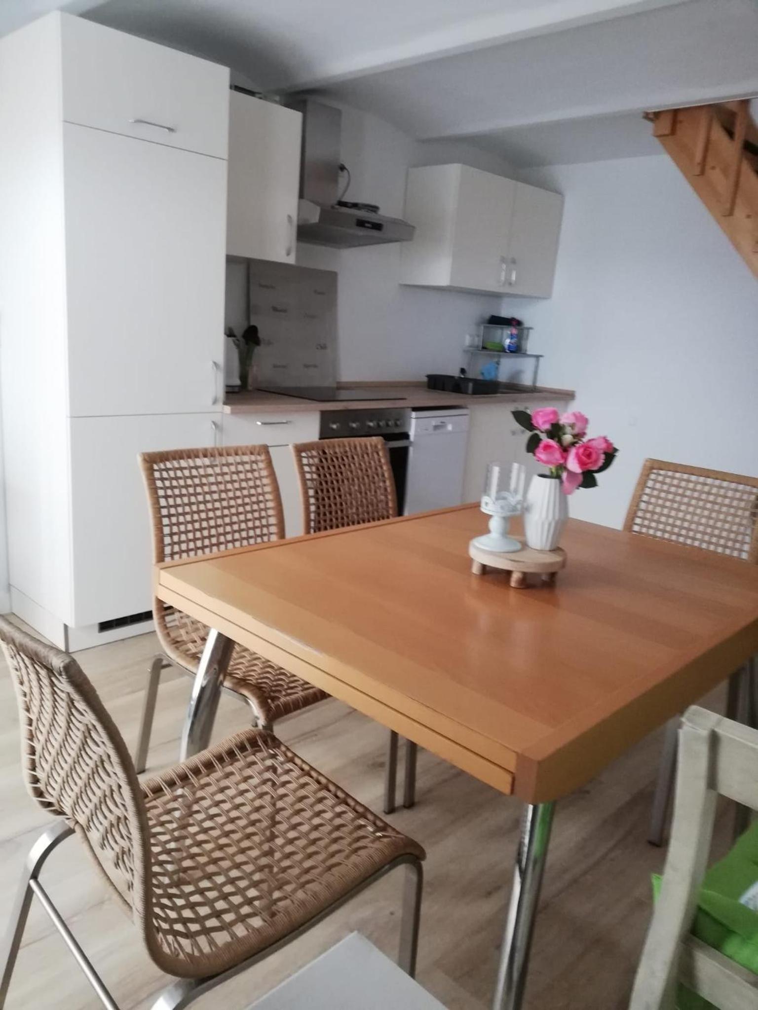 Apartment - Photo 4
