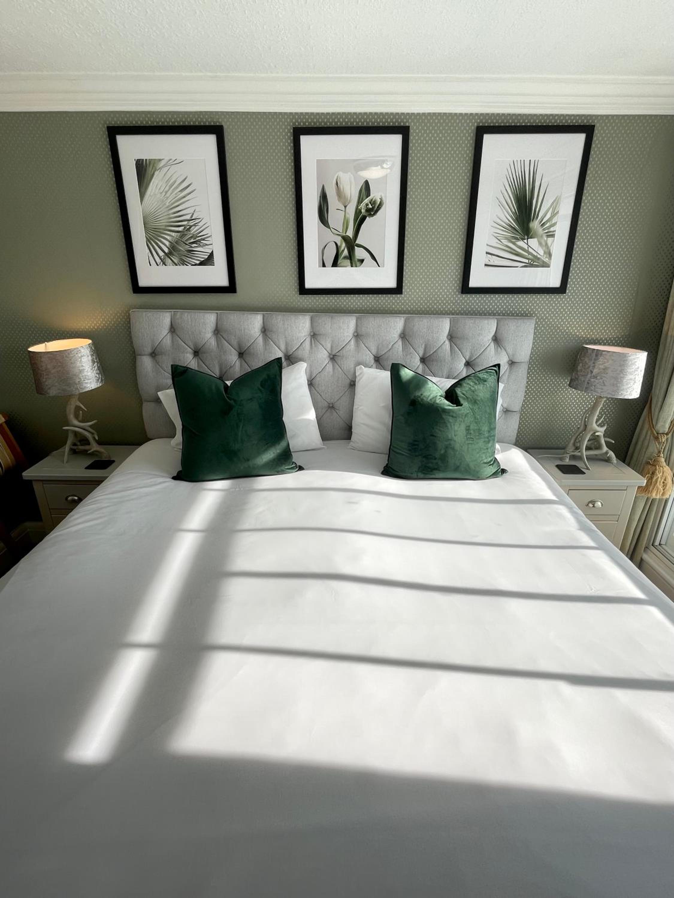 Deluxe Double Room - Room 1 photo 2