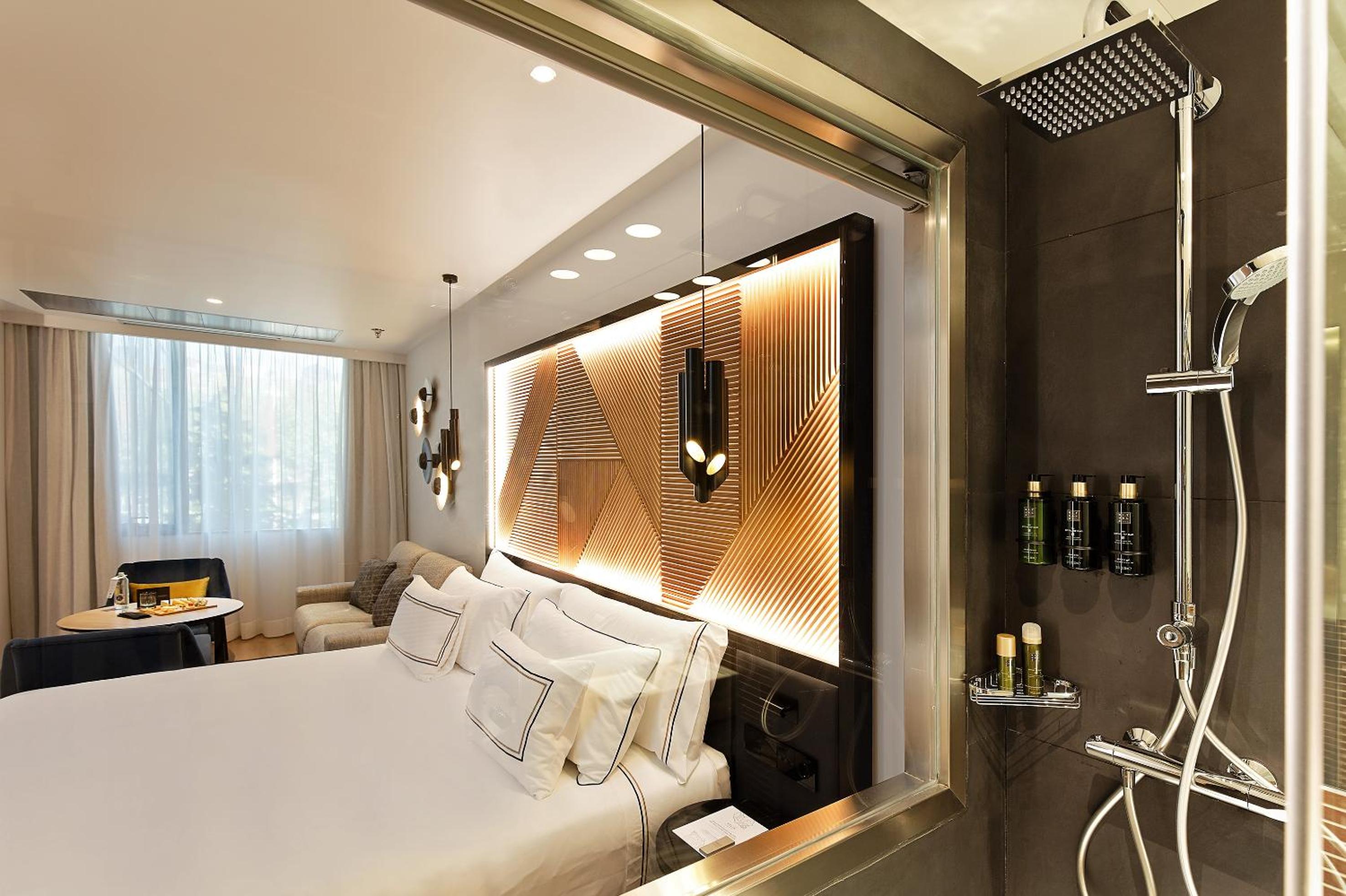The Level Premium Room