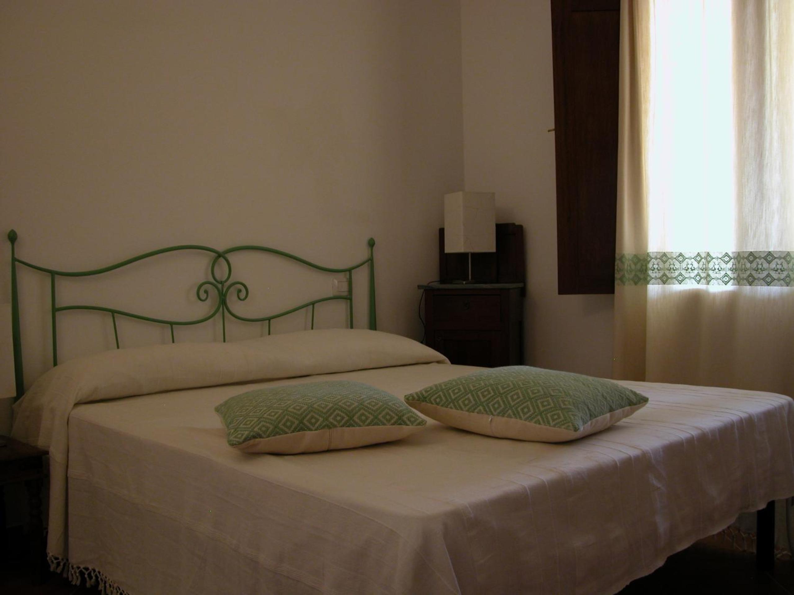 Double or Twin Room with Garden View photo 3