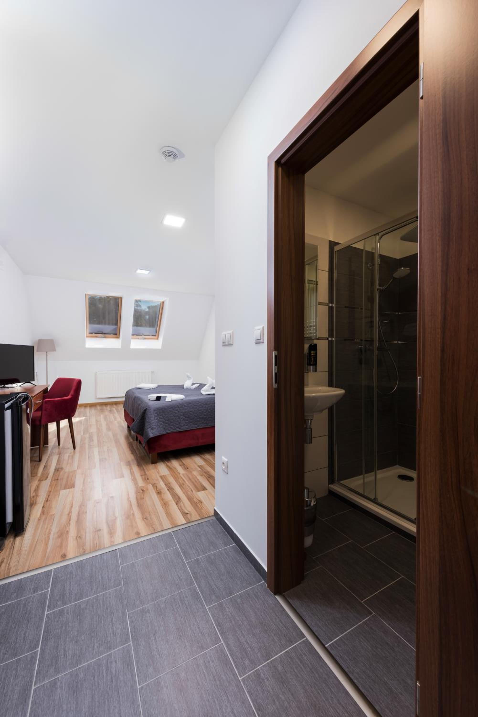 Double or Twin Room - Photo 3