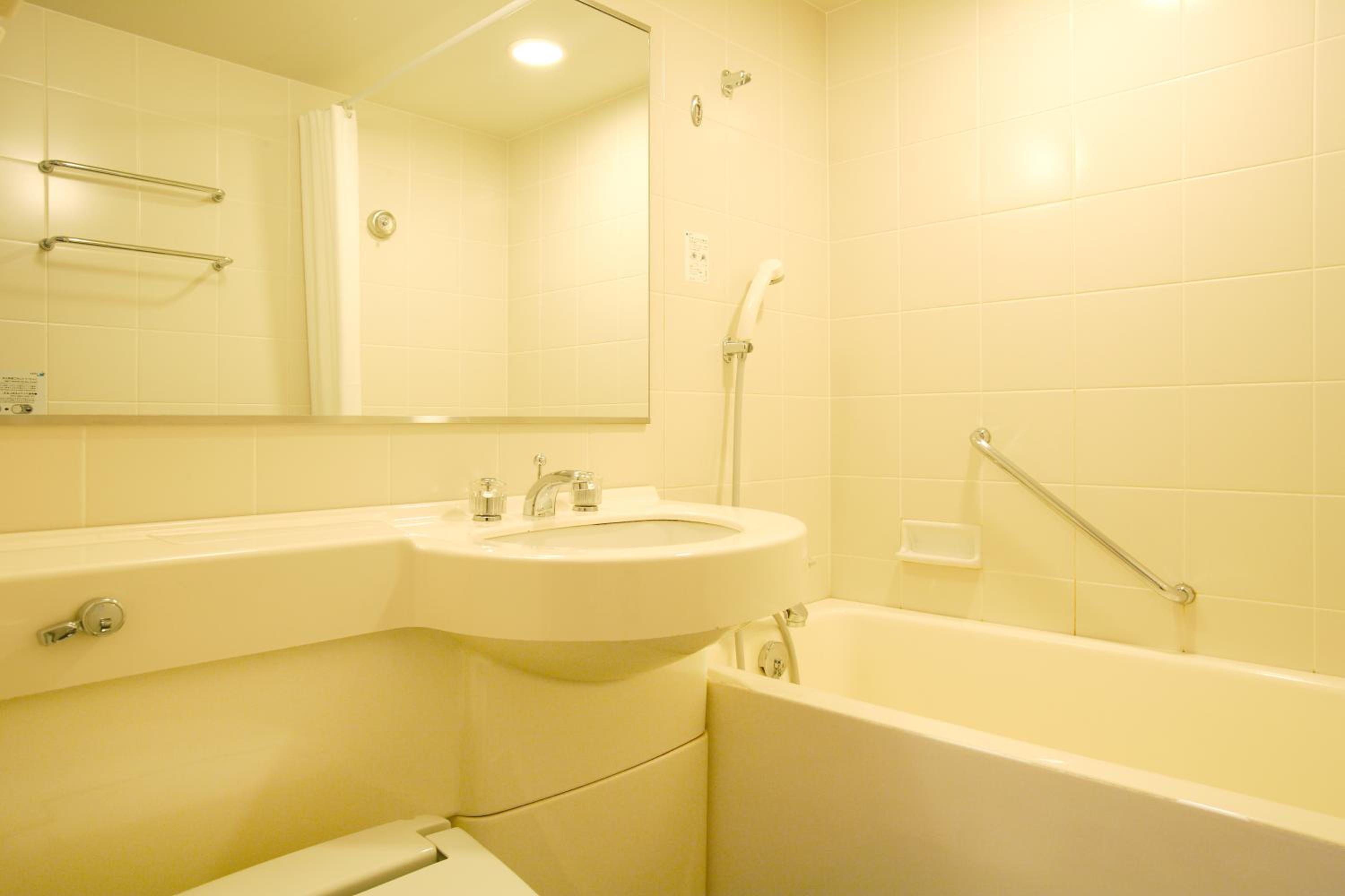 Standard Double Room - Smoking - Photo 4