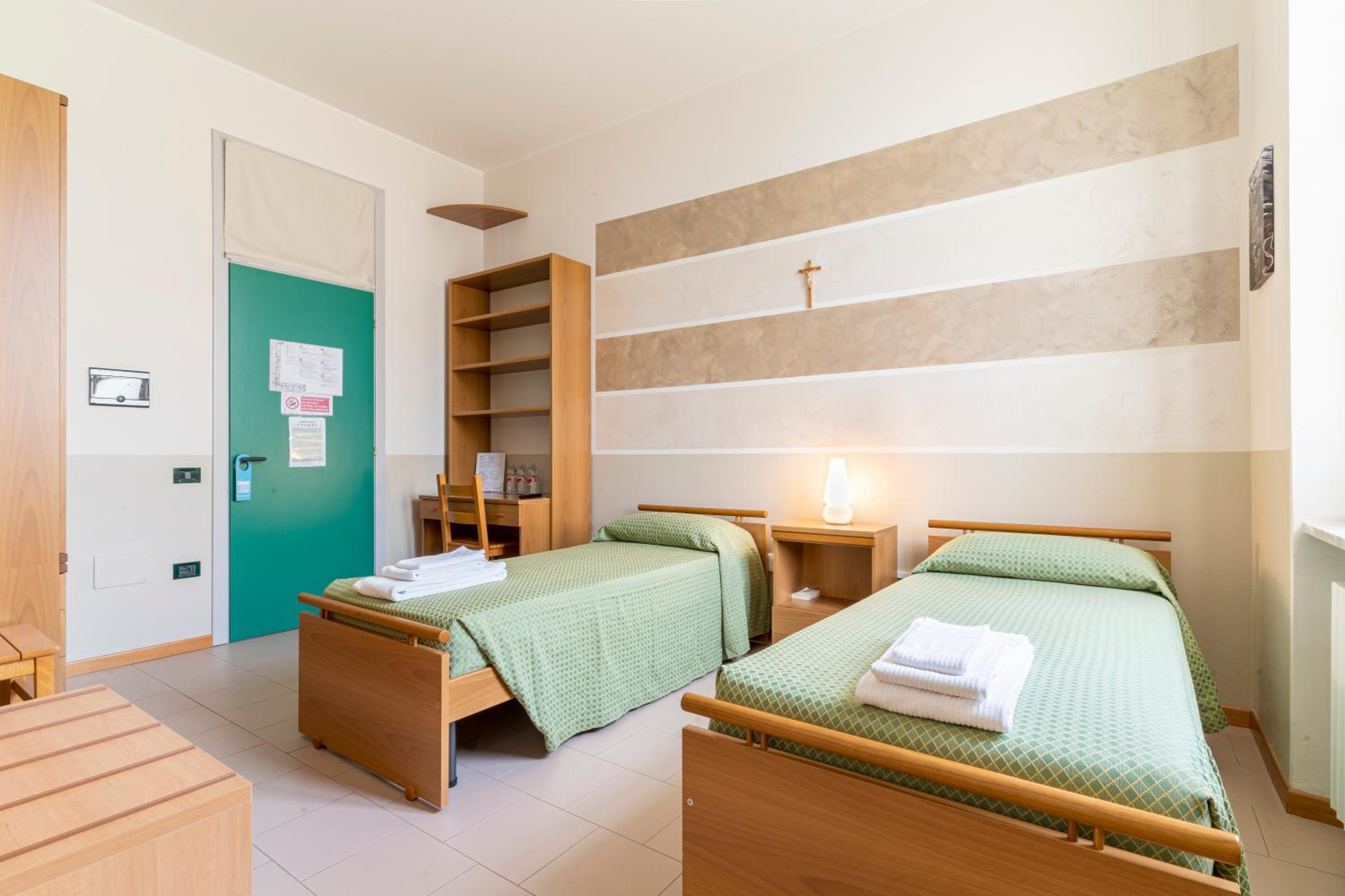 Triple Room - Photo 2
