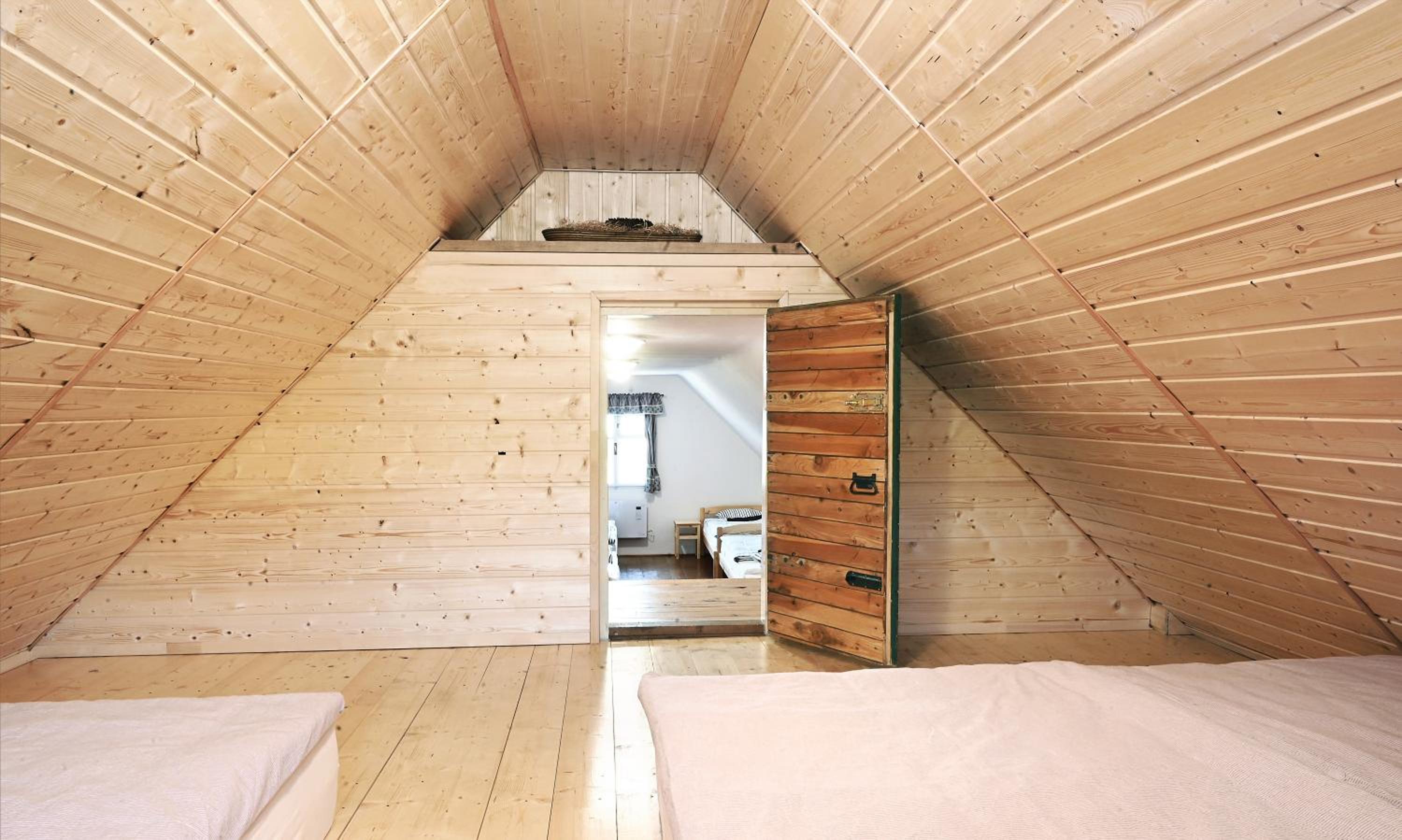 One-Bedroom Apartment - Photo 13