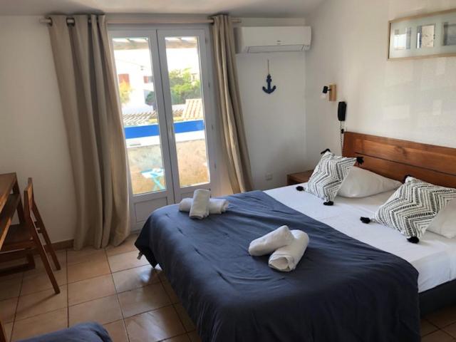 Double Room with Balcony or Terrace - Photo 4