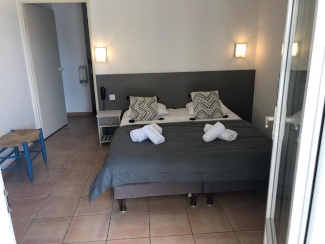Double Room with Balcony or Terrace - Photo 5