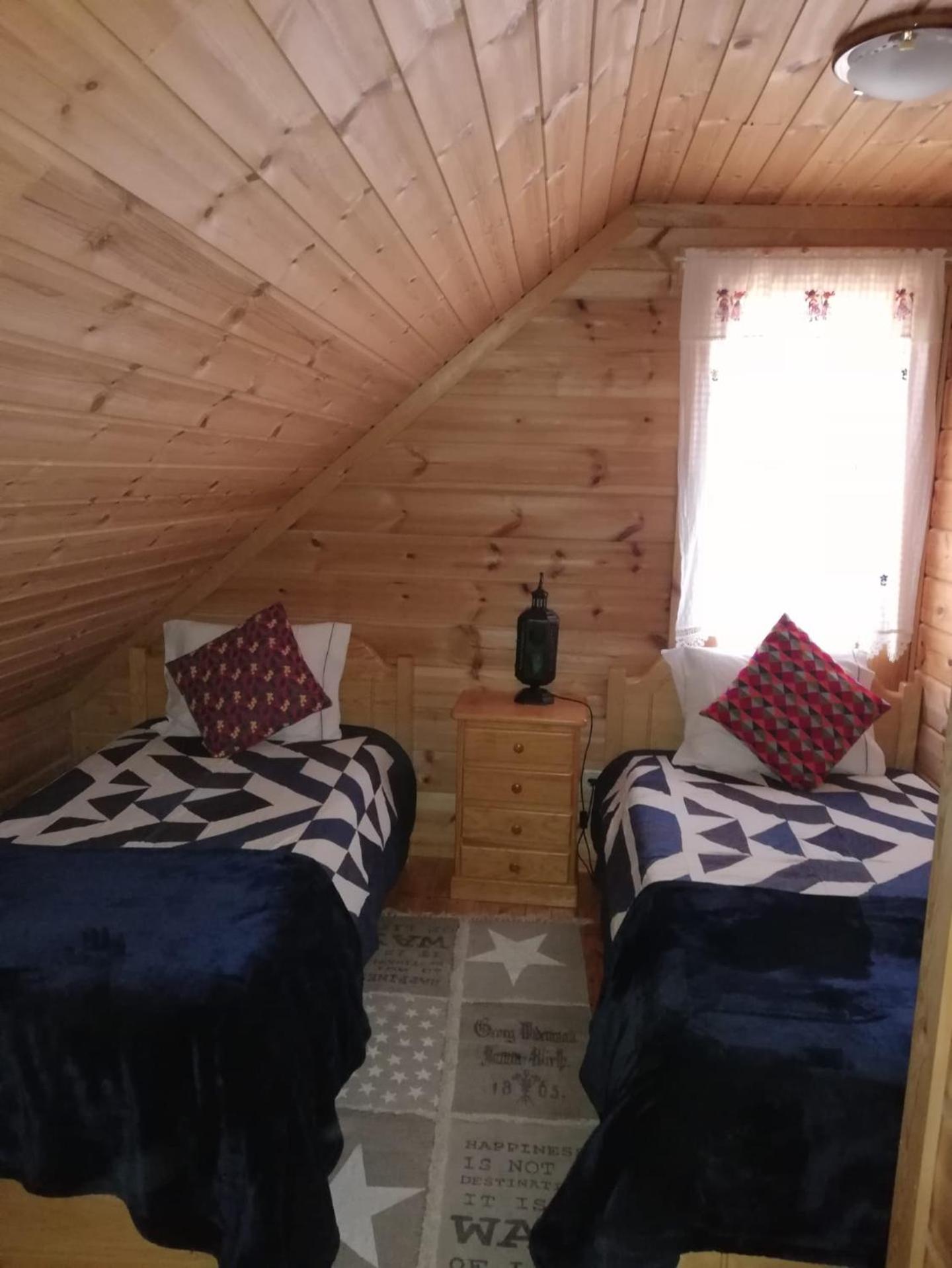 Three-Bedroom Chalet - Photo 9