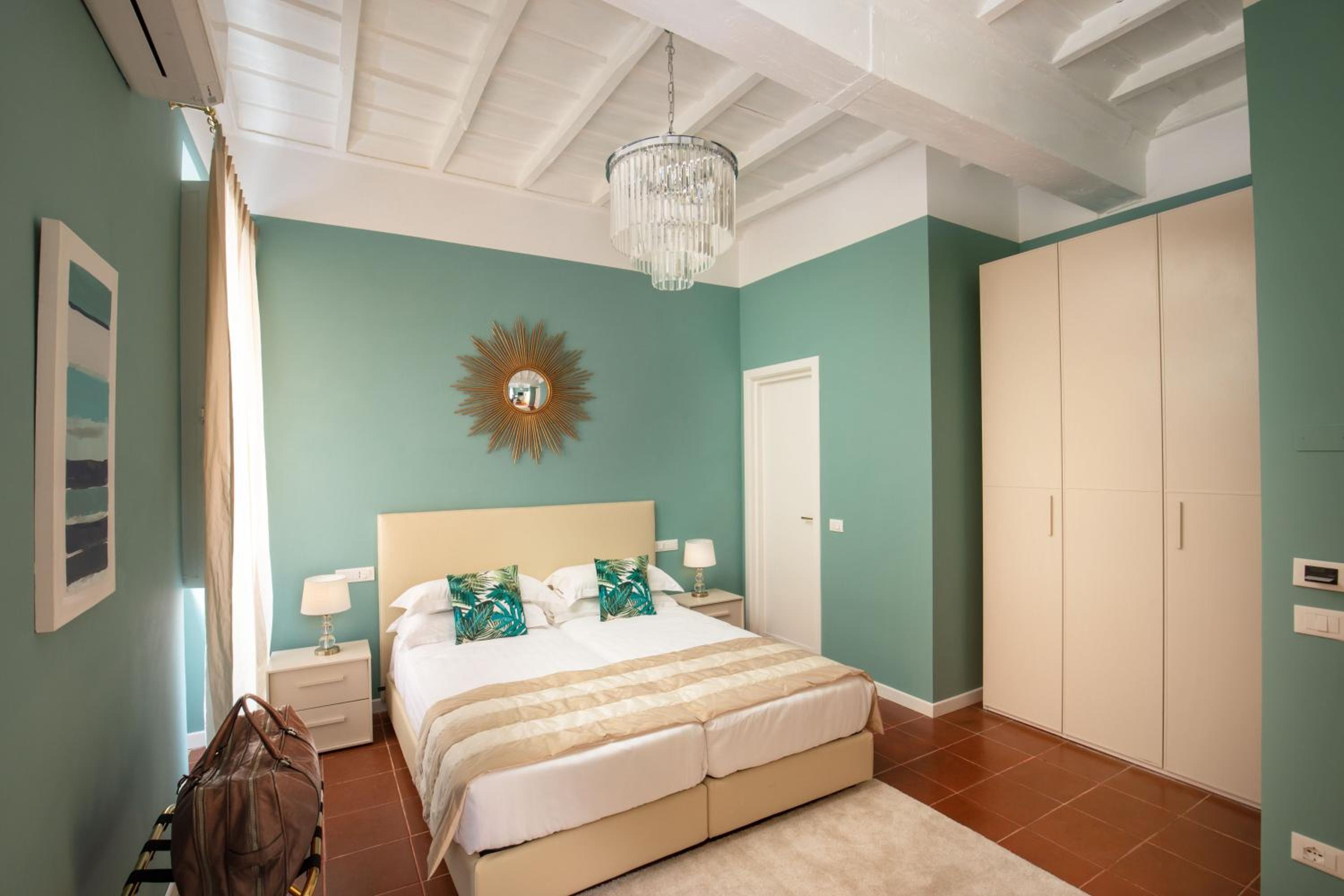 Superior Double or Twin Room photo 3