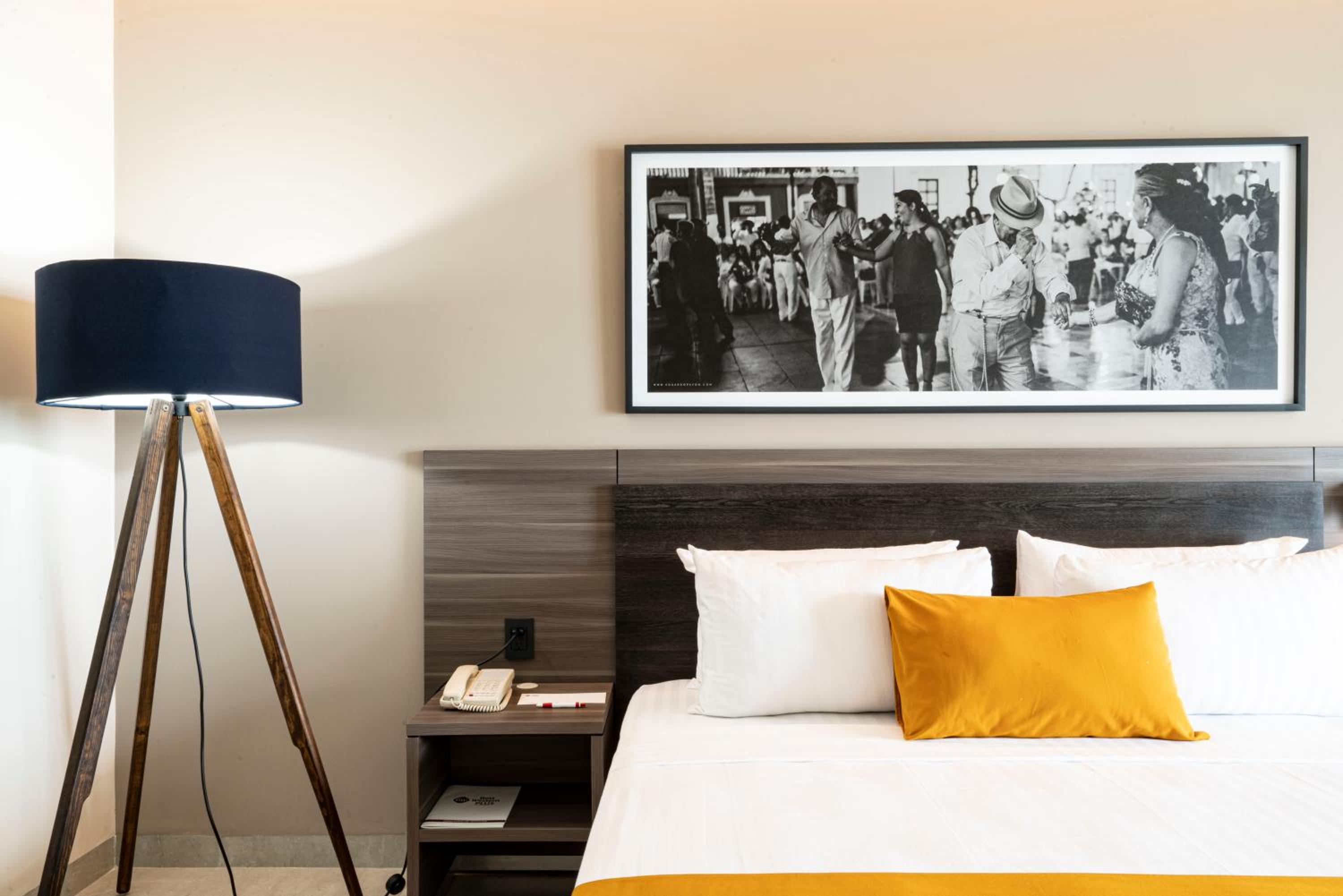King Room with Mountain View - Photo 4