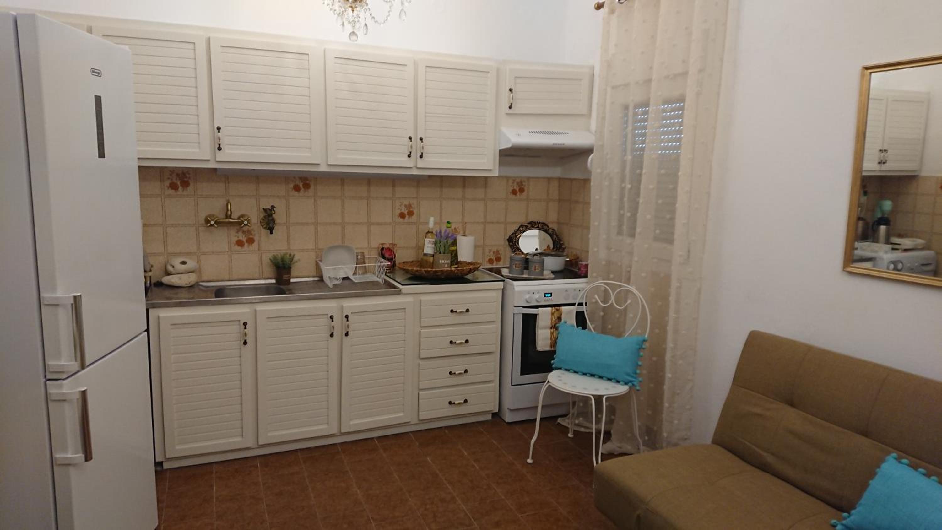 Two-Bedroom Apartment - Photo 10