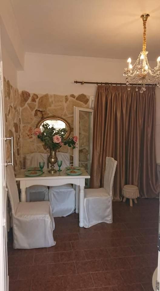 Two-Bedroom Apartment - Photo 24