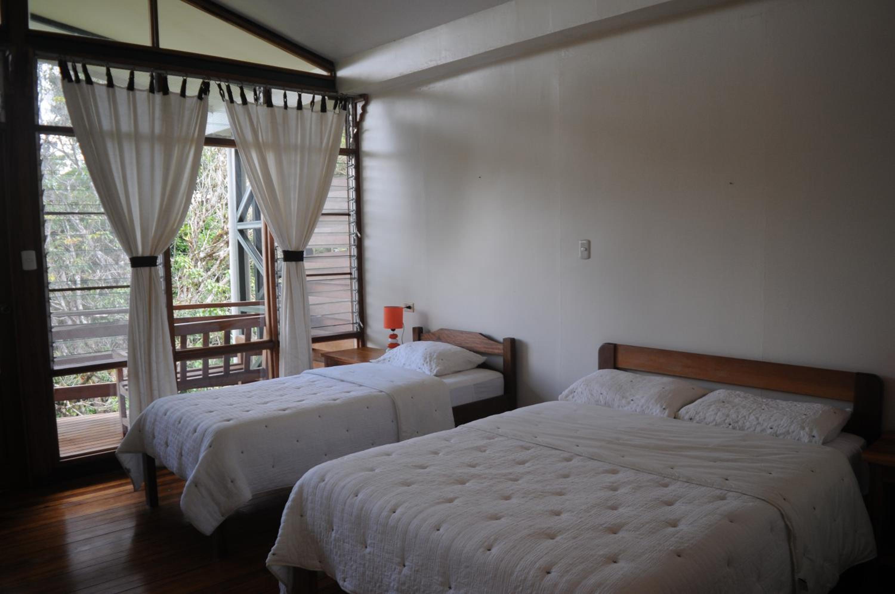 Double Room with Private Bathroom photo 1