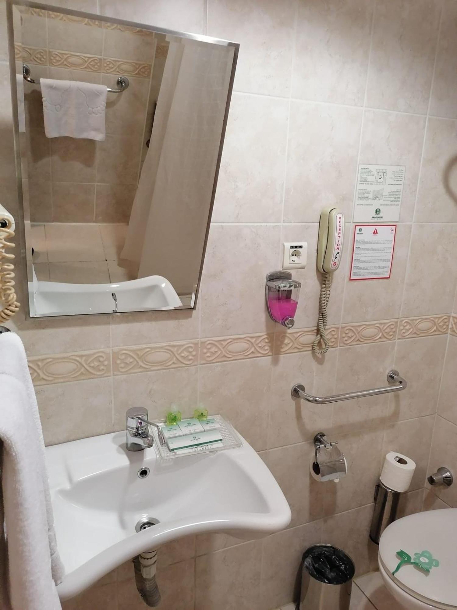 Double Room - Disability Access photo 3