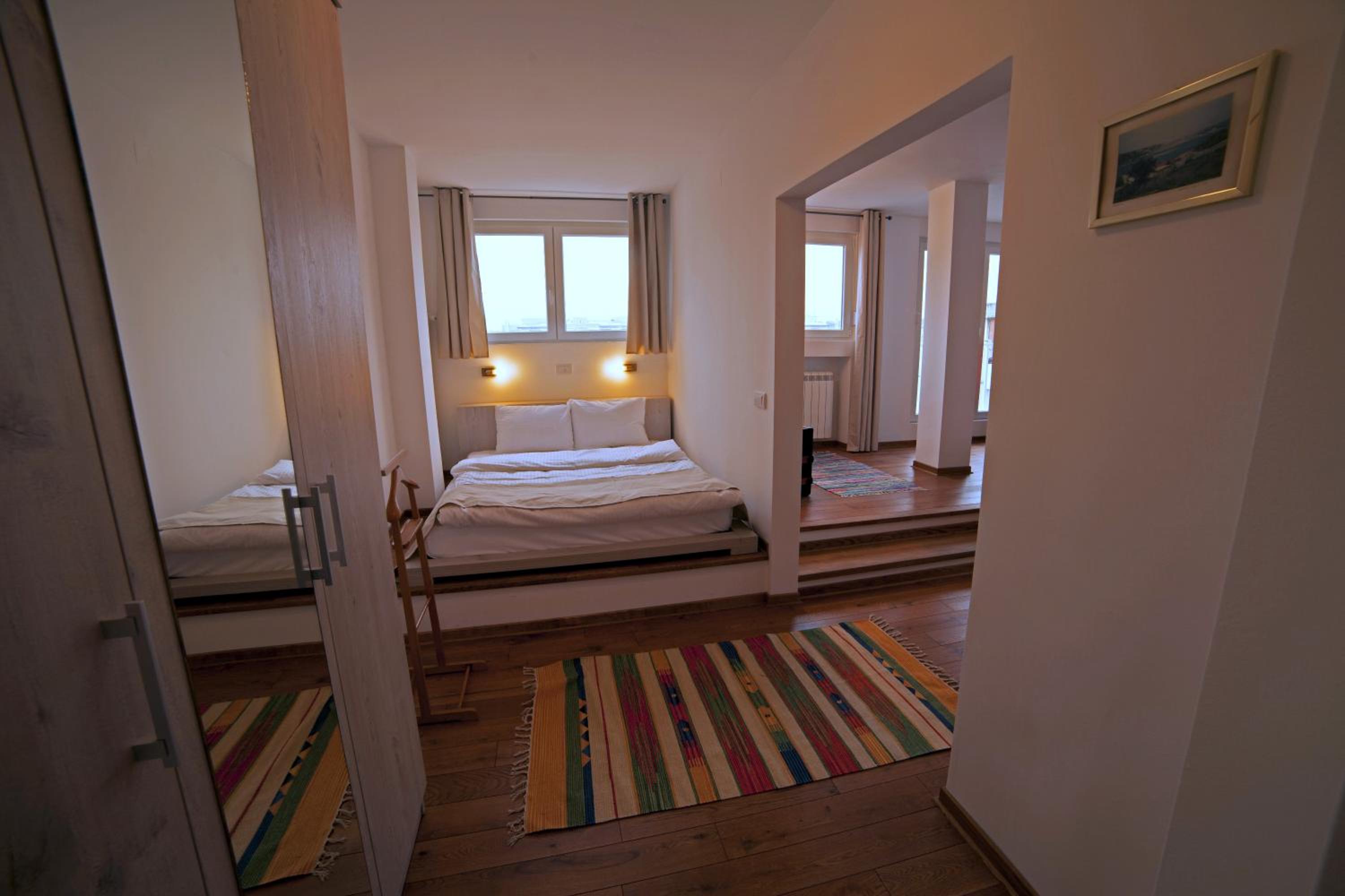 Superior Penthouse Apartment - Photo 3