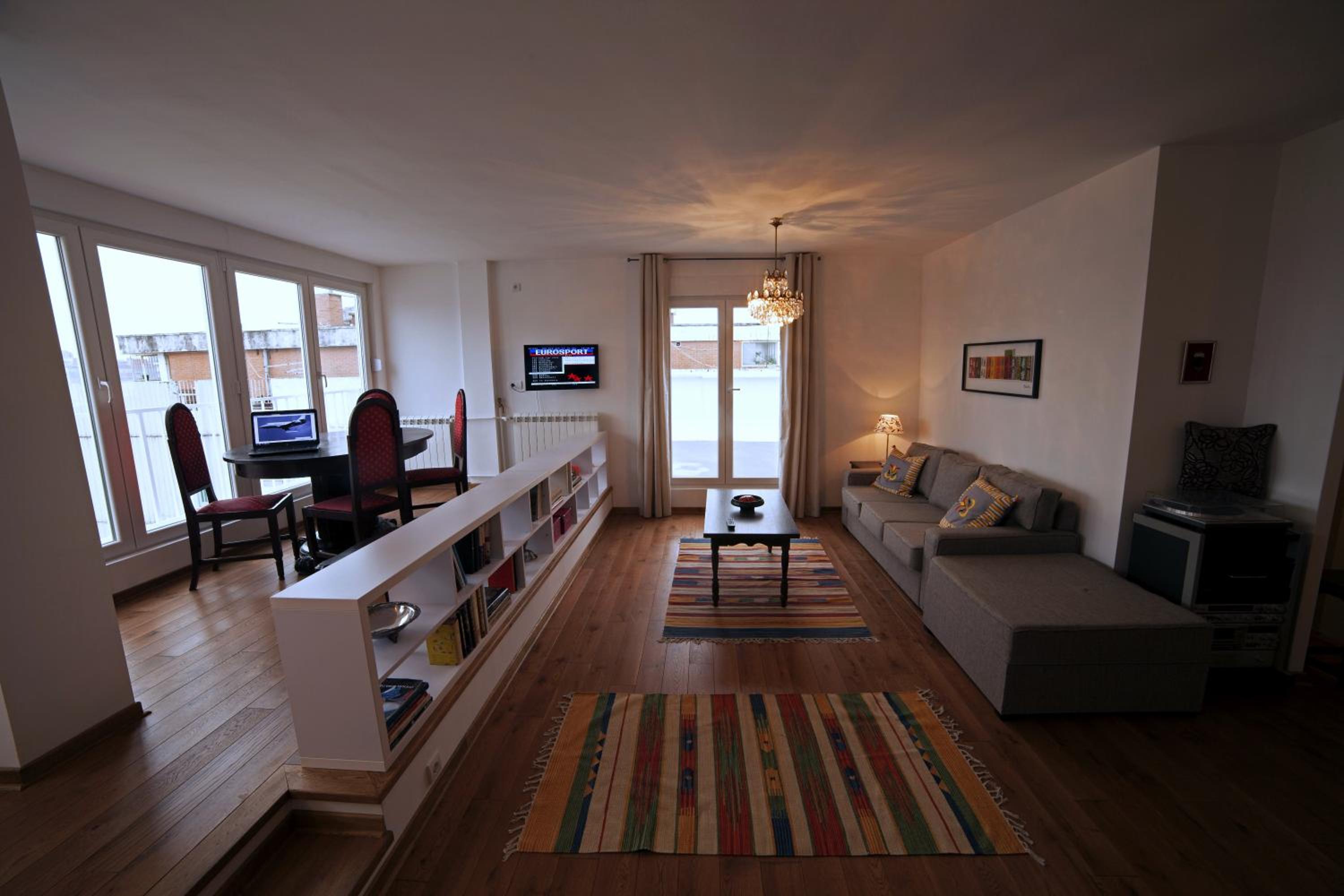 Superior Penthouse Apartment - Photo 10