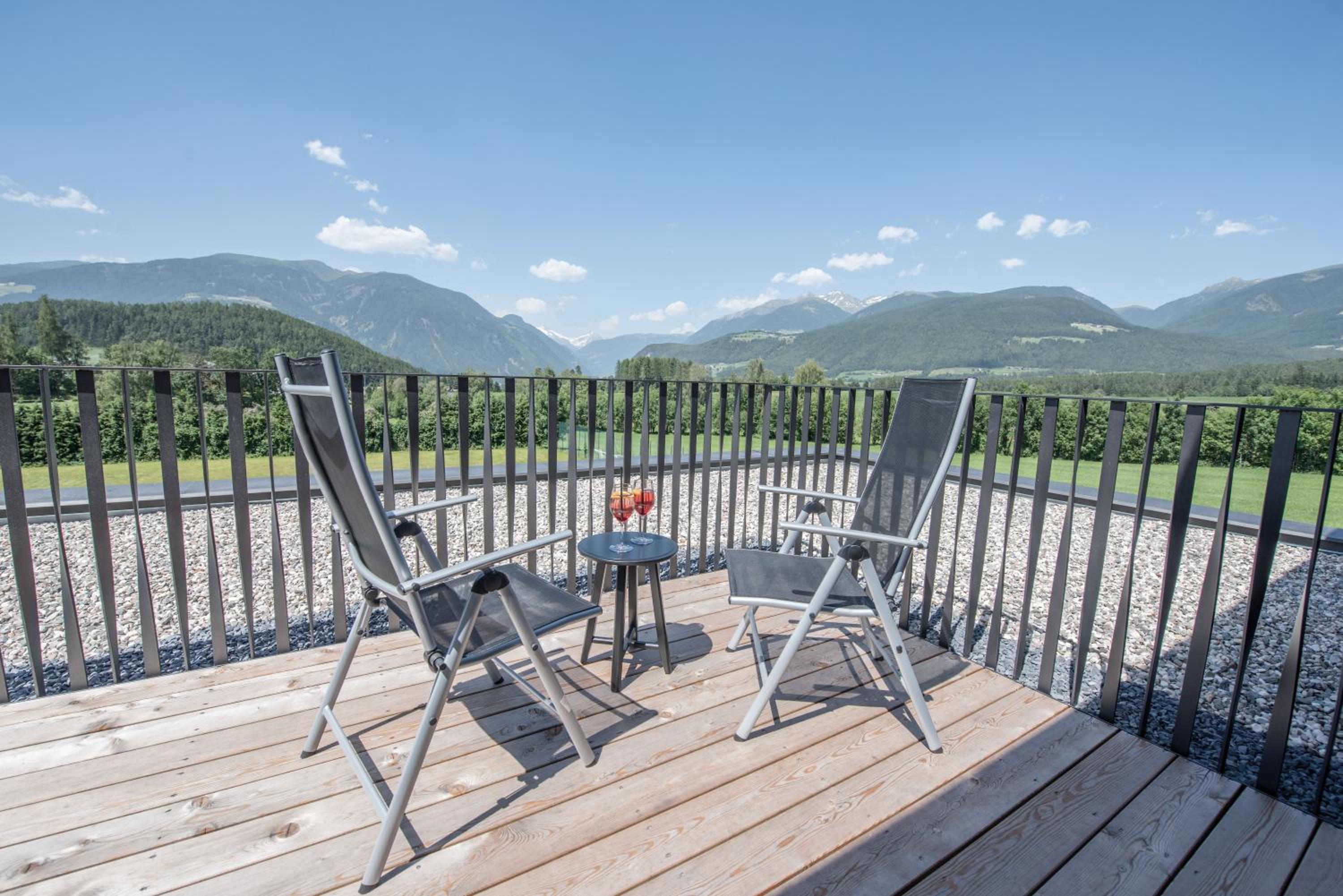 Double or Twin Room with View - Photo 4