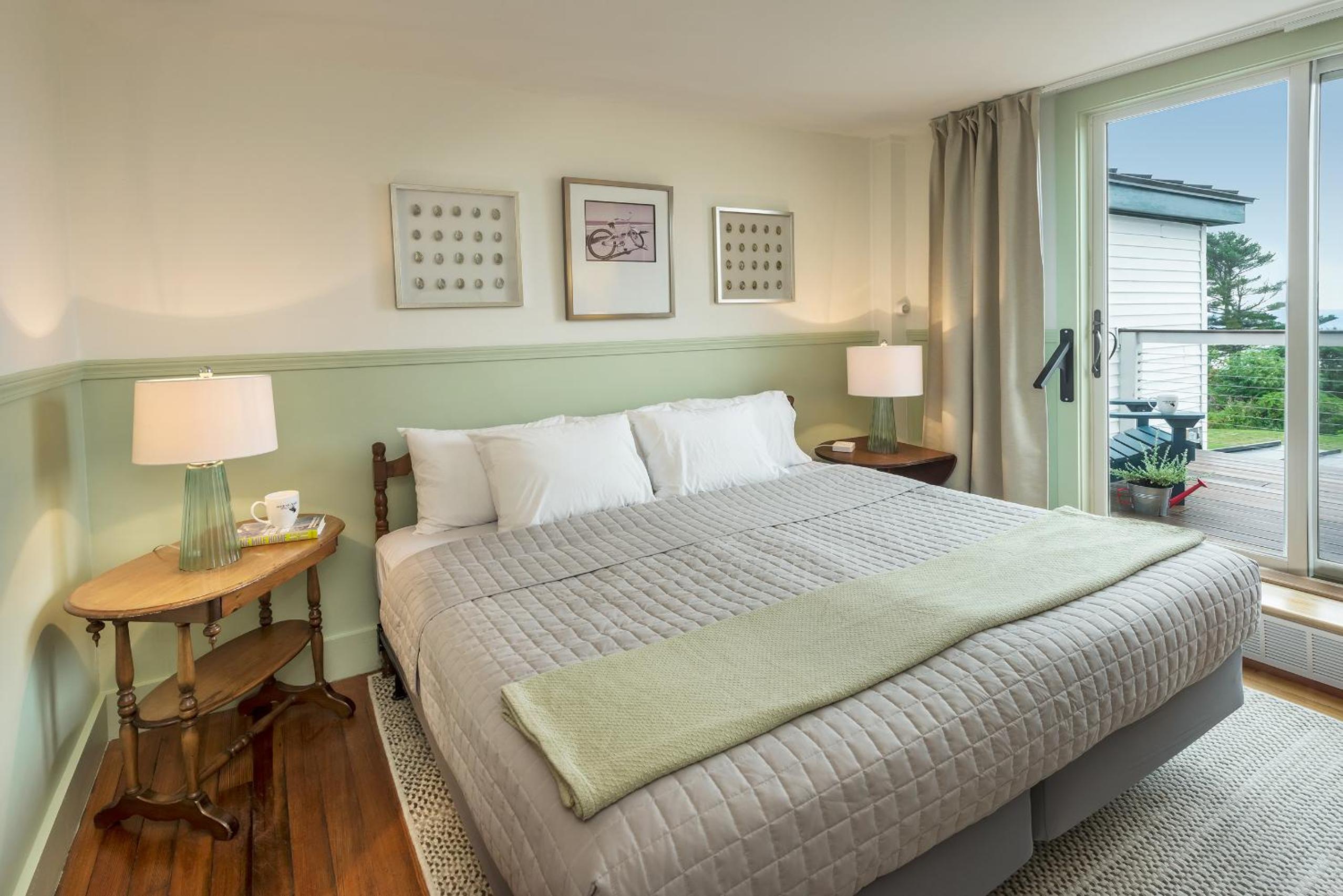 Double Room with Private External Bathroom