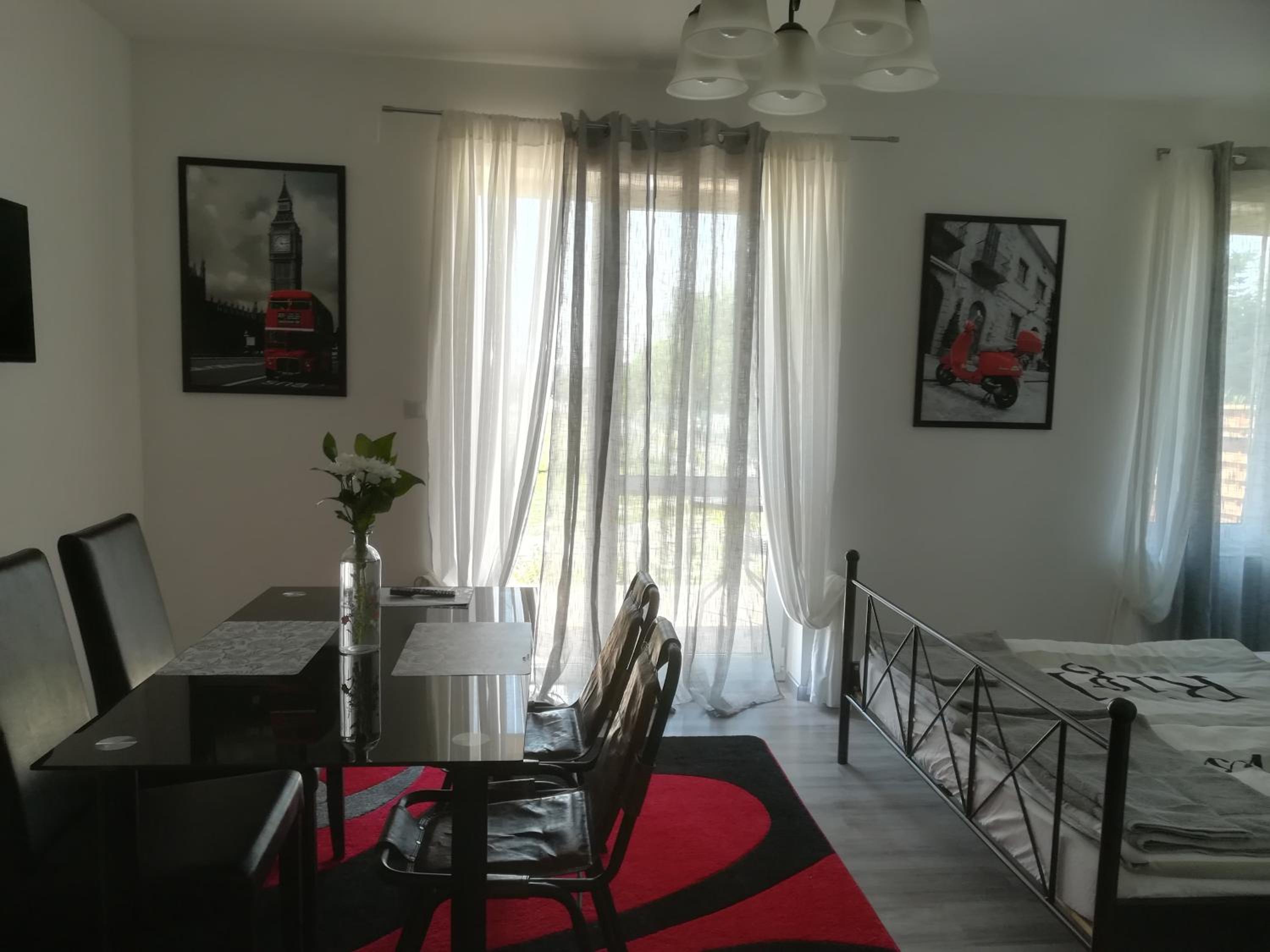 Apartment with Terrace photo 2