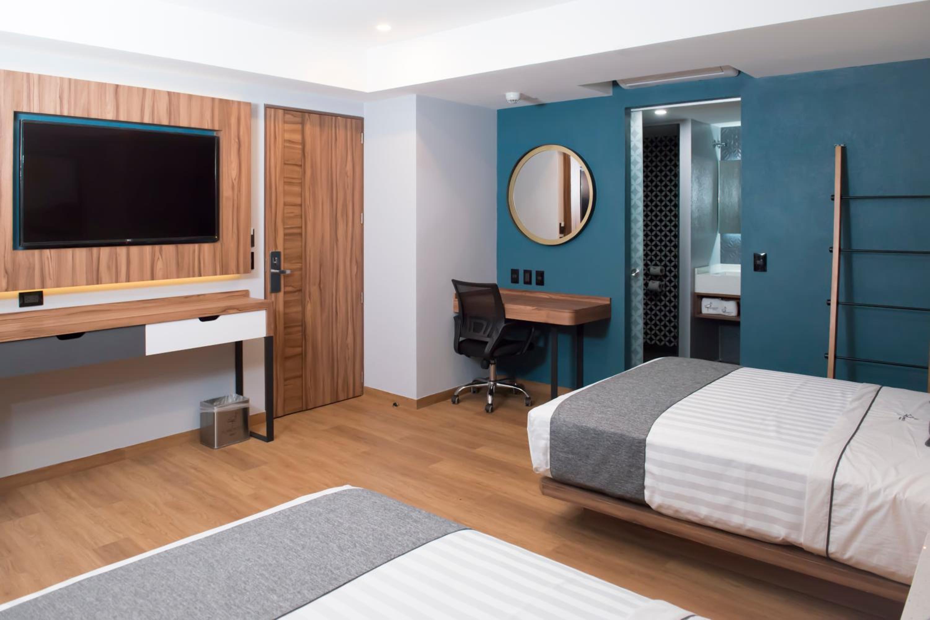 Superior Double Room - Photo 8