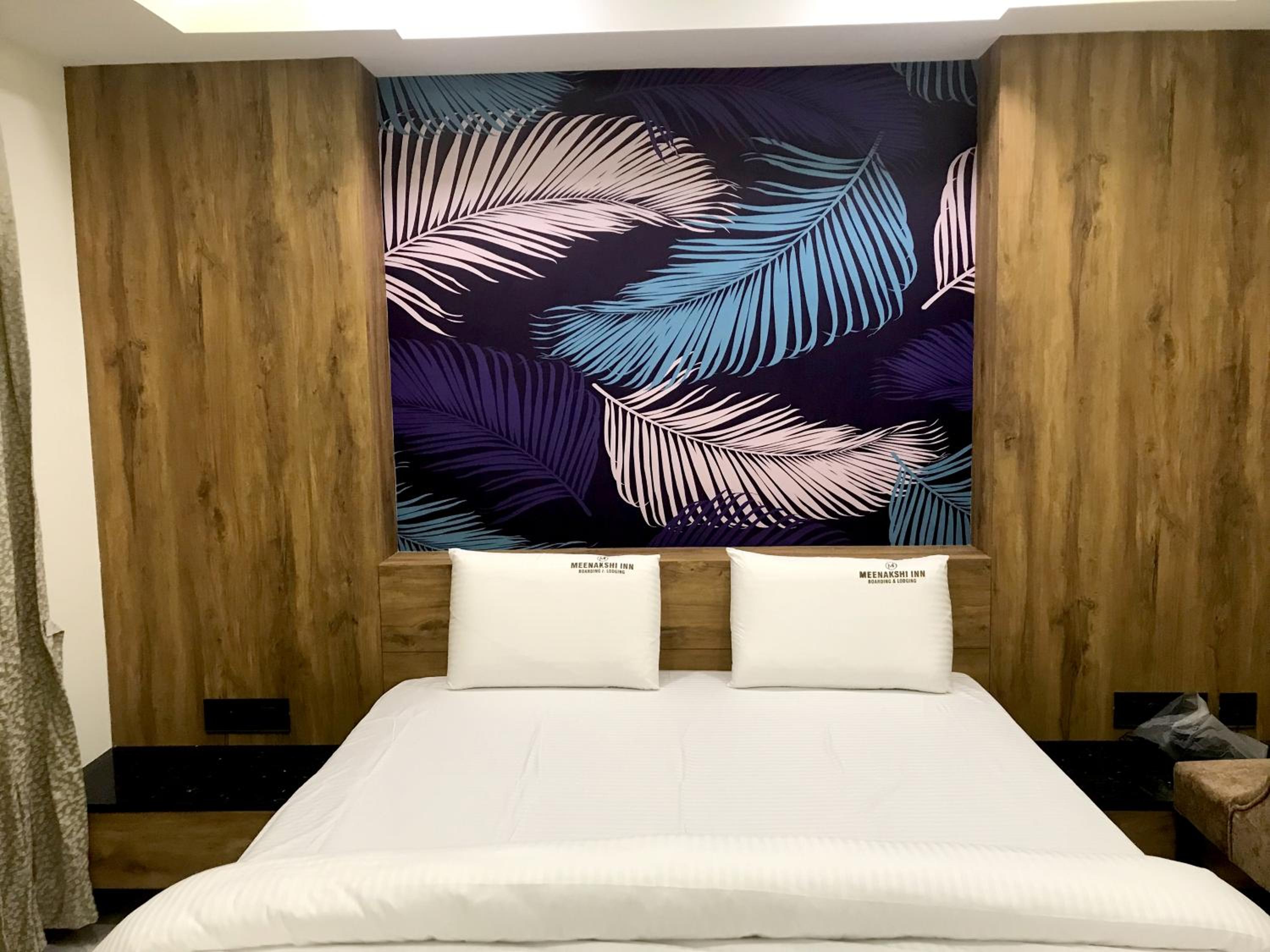 Deluxe Room - Photo 3