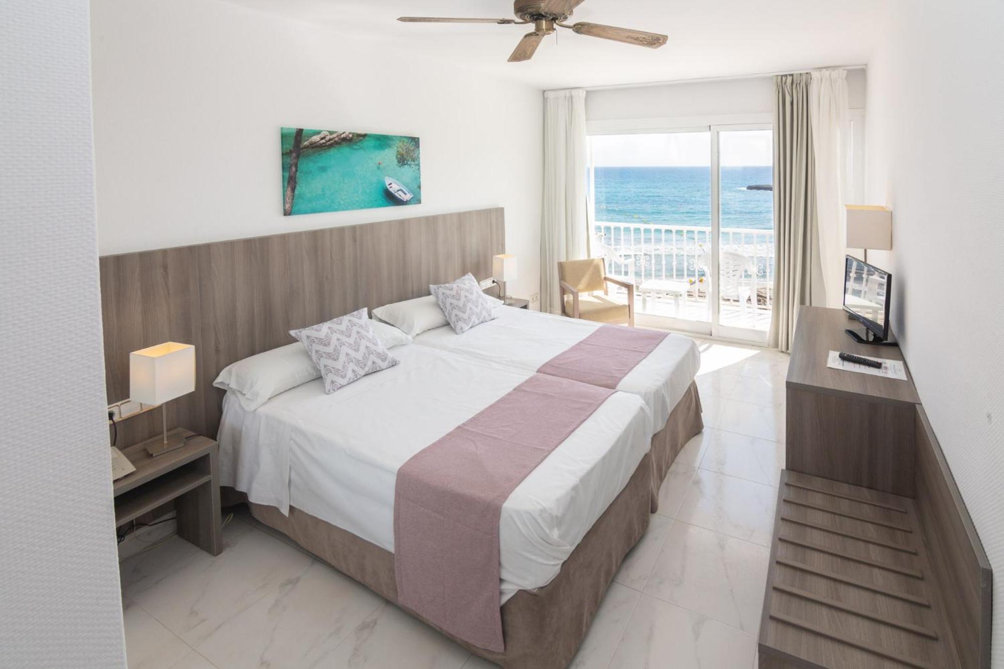 Habitación Doble con Vista al Mar