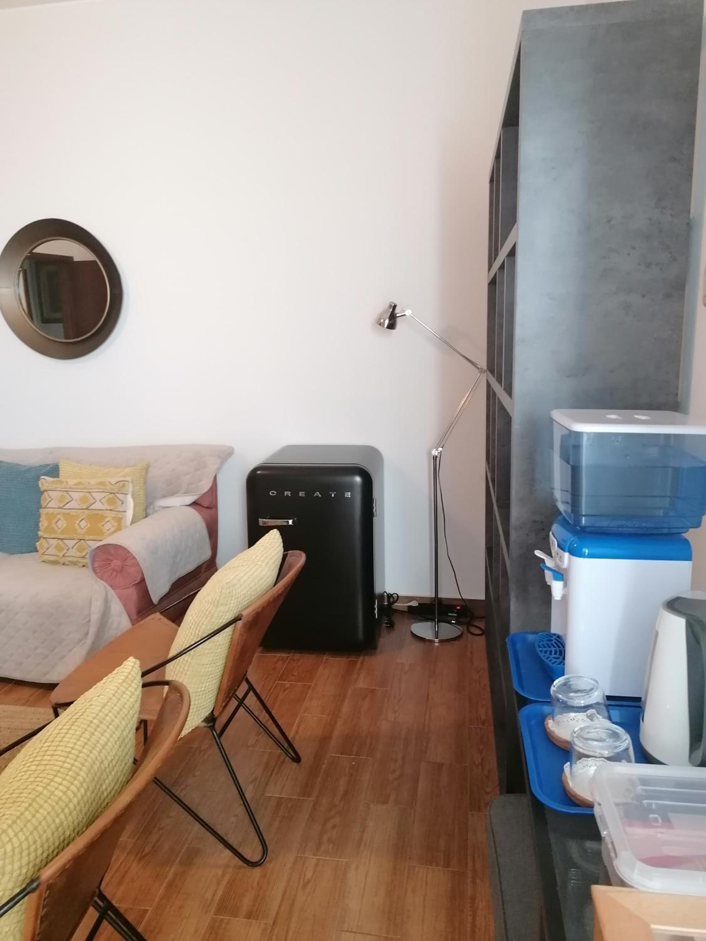Double Room with Private Bathroom - Photo 2